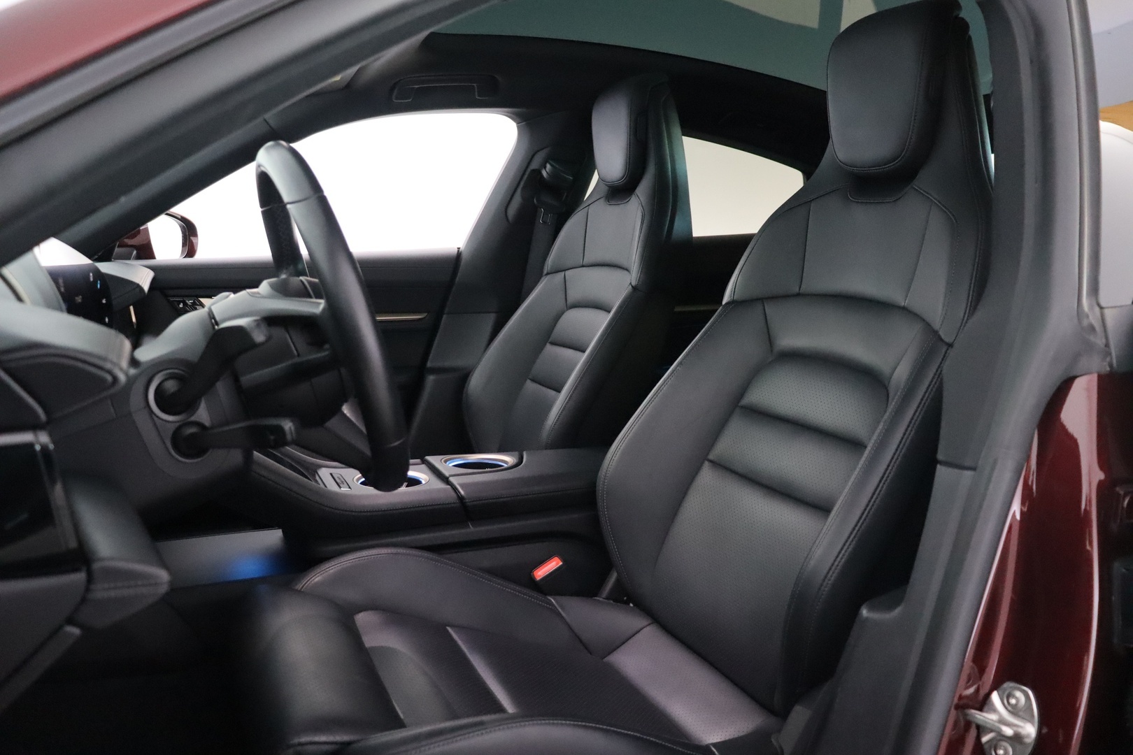 PORSCHE Taycan 2021