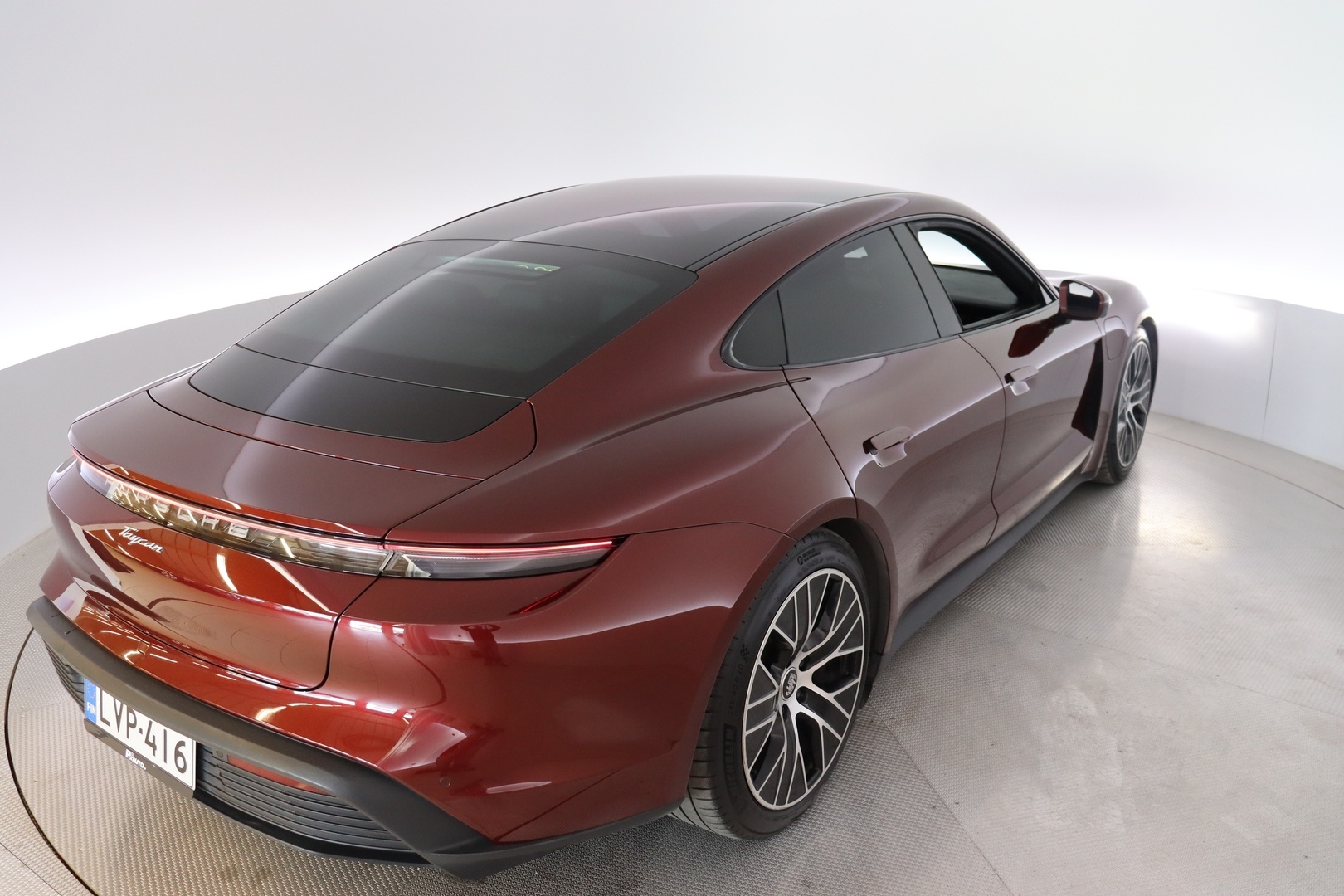PORSCHE Taycan 2021