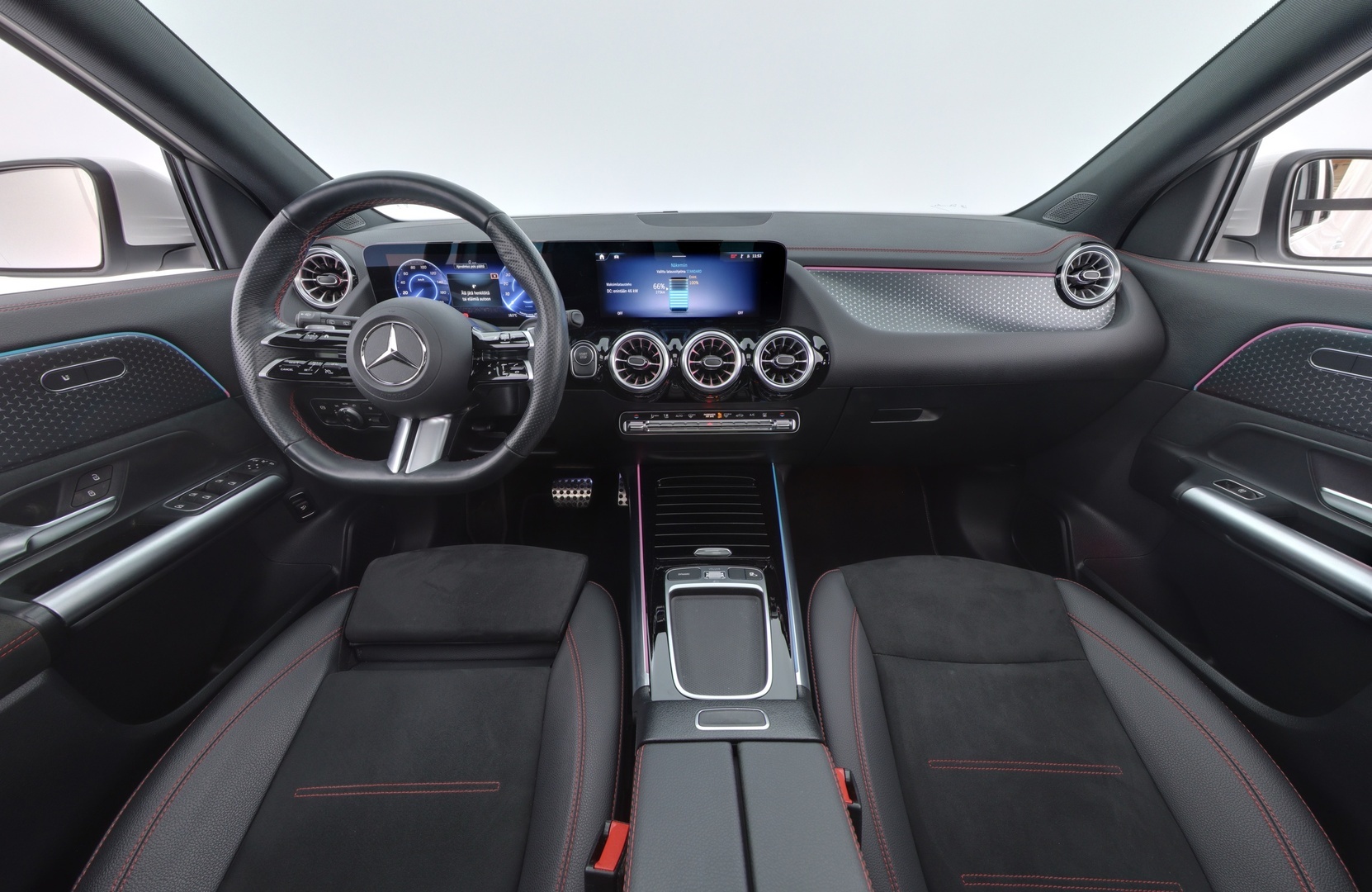 MERCEDES-BENZ EQA 2024