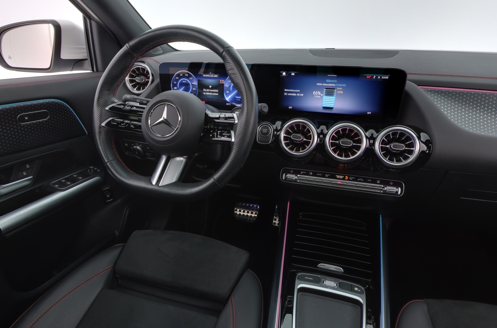 MERCEDES-BENZ EQA 2024