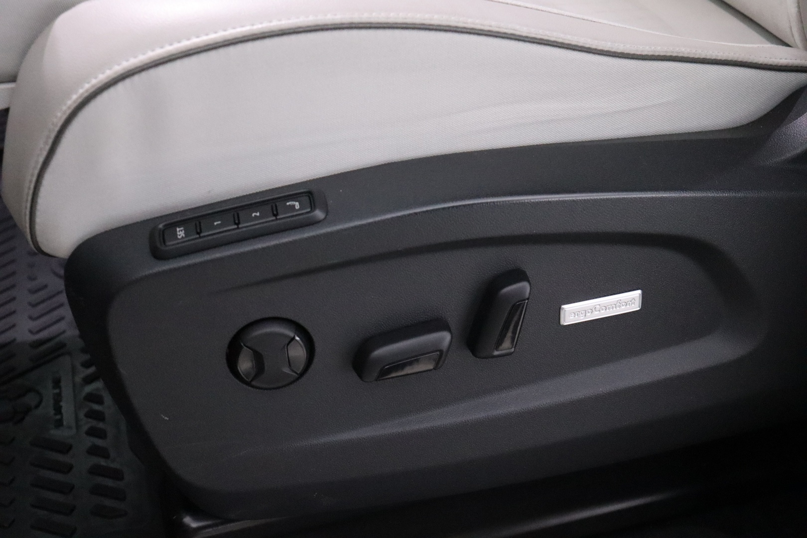 VOLKSWAGEN ID. Buzz 2023