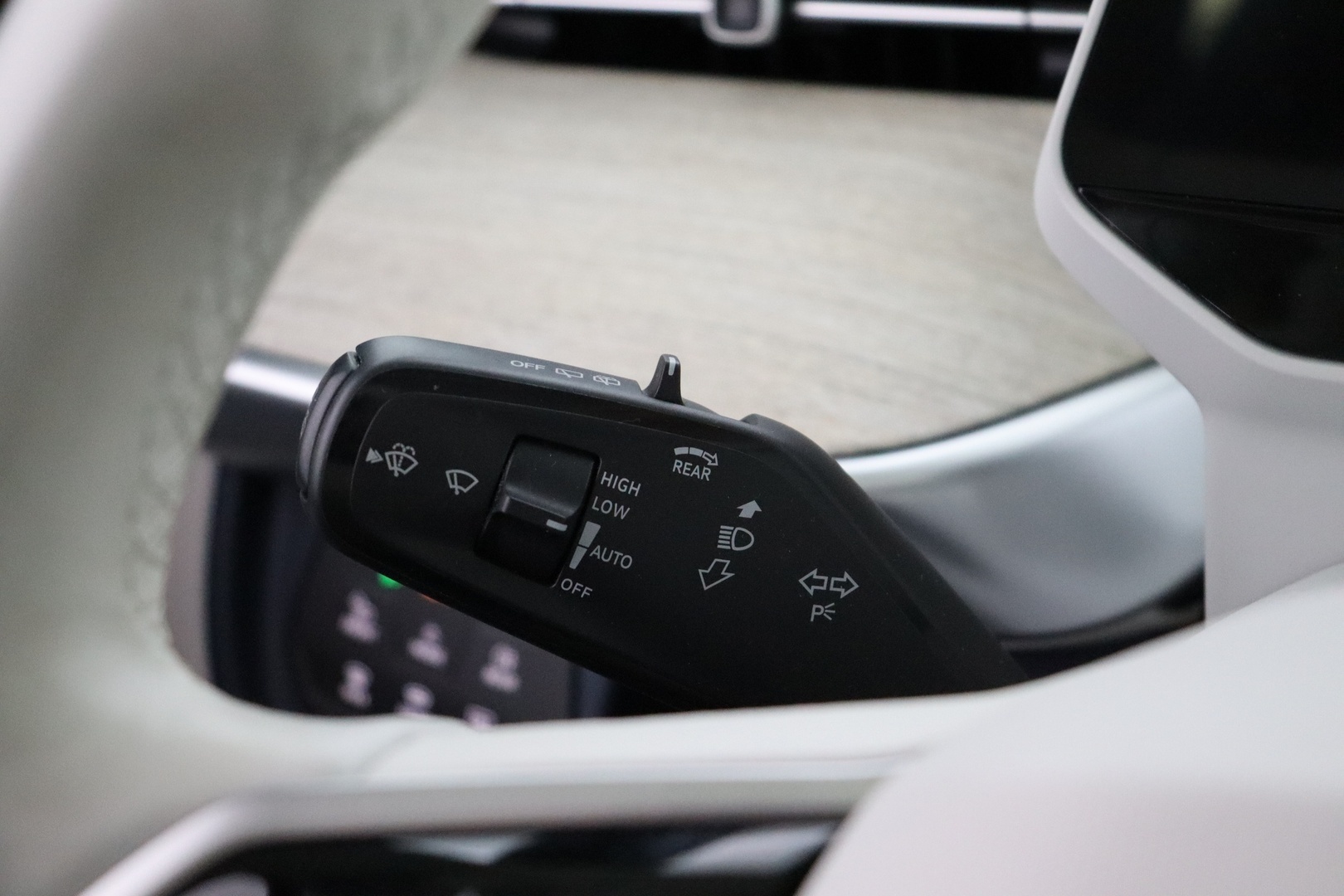 VOLKSWAGEN ID. Buzz 2023
