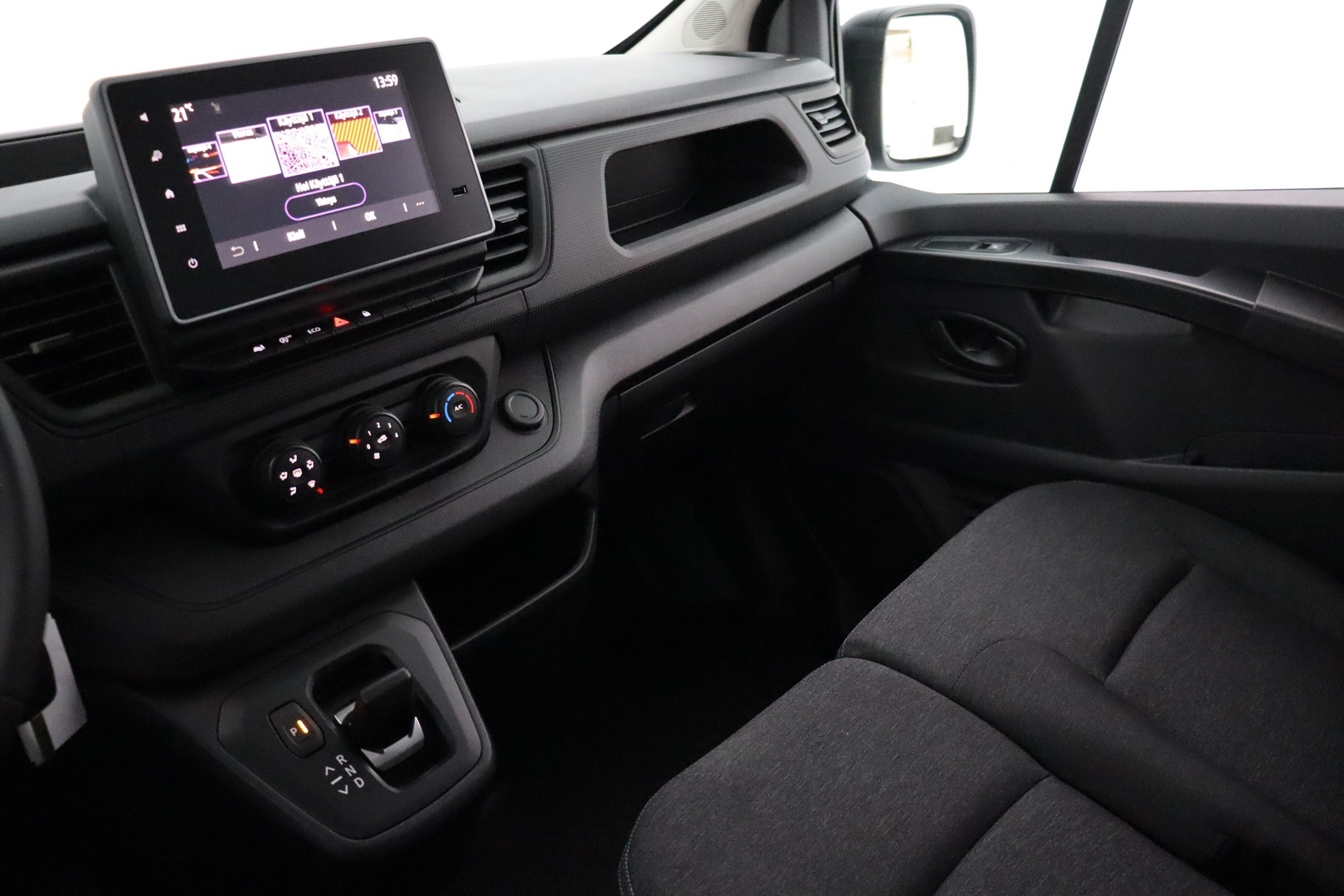 RENAULT Trafic 2026