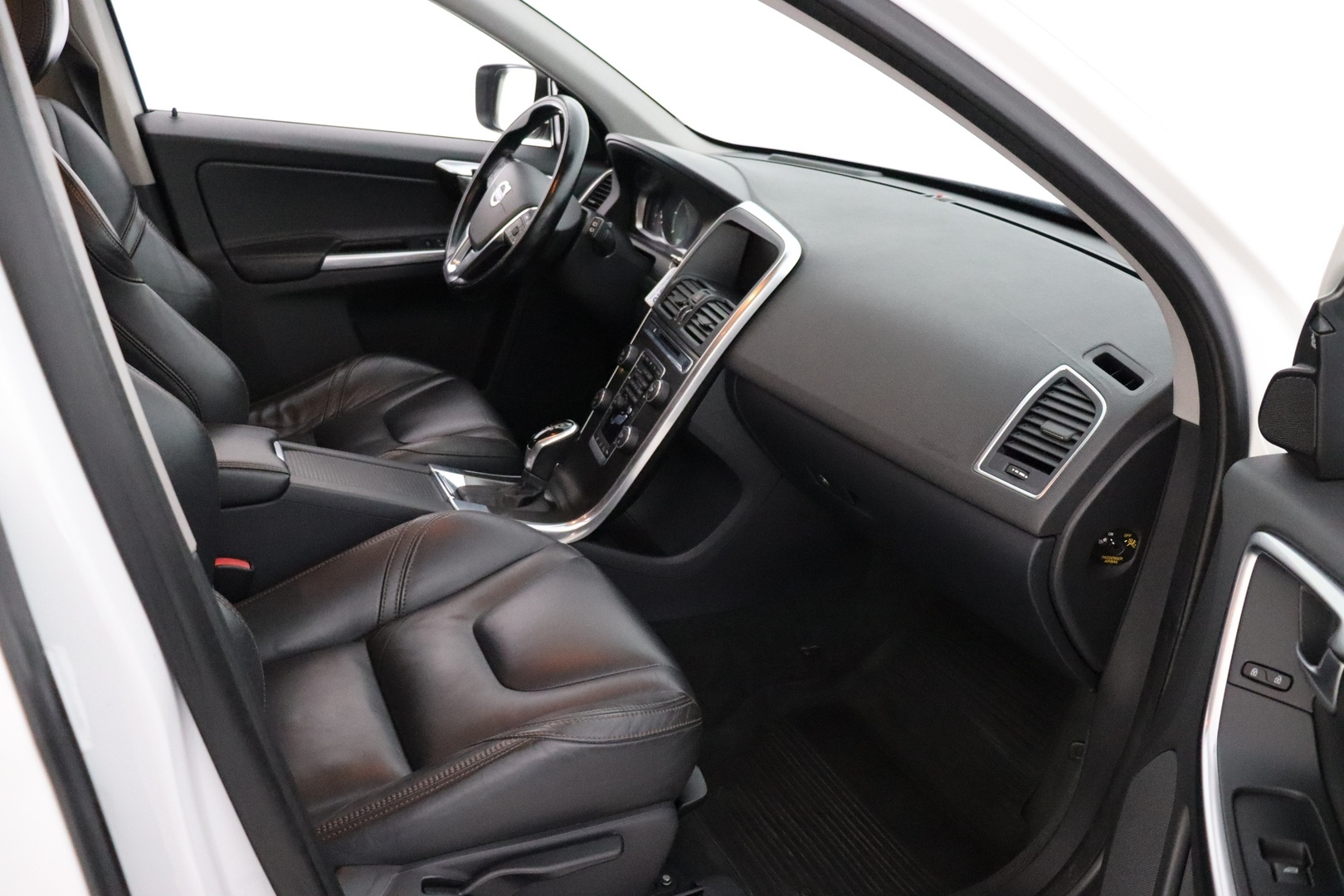 VOLVO XC60 2014