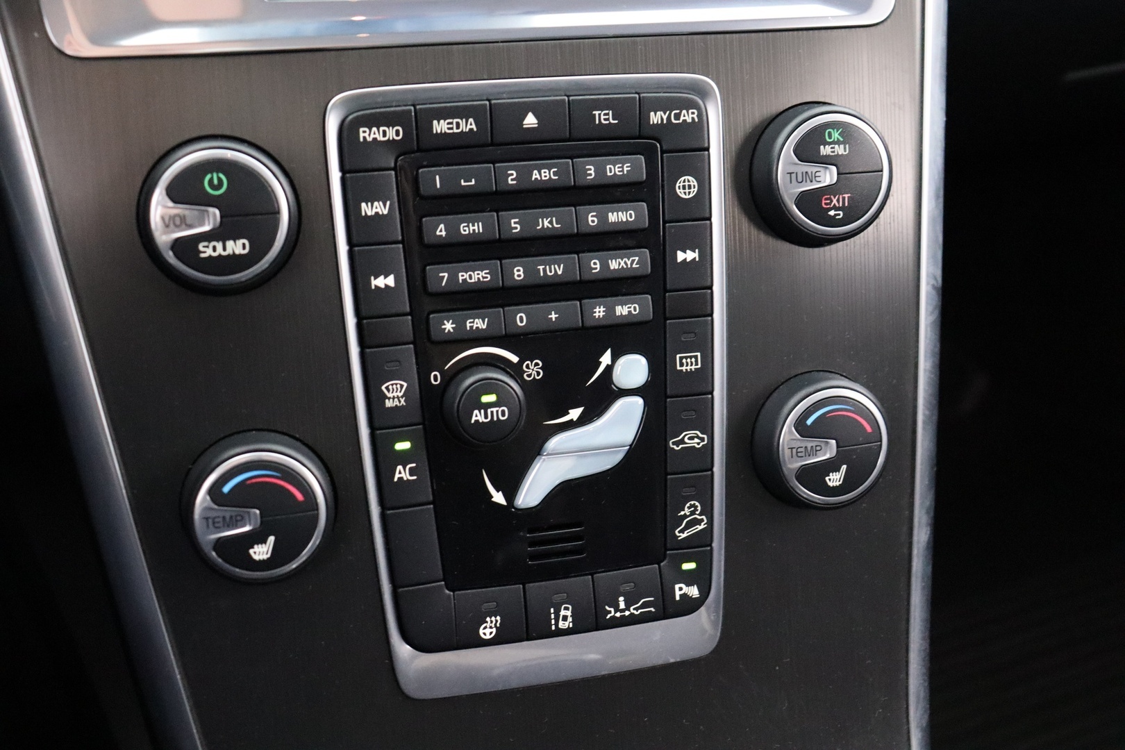VOLVO XC60 2014