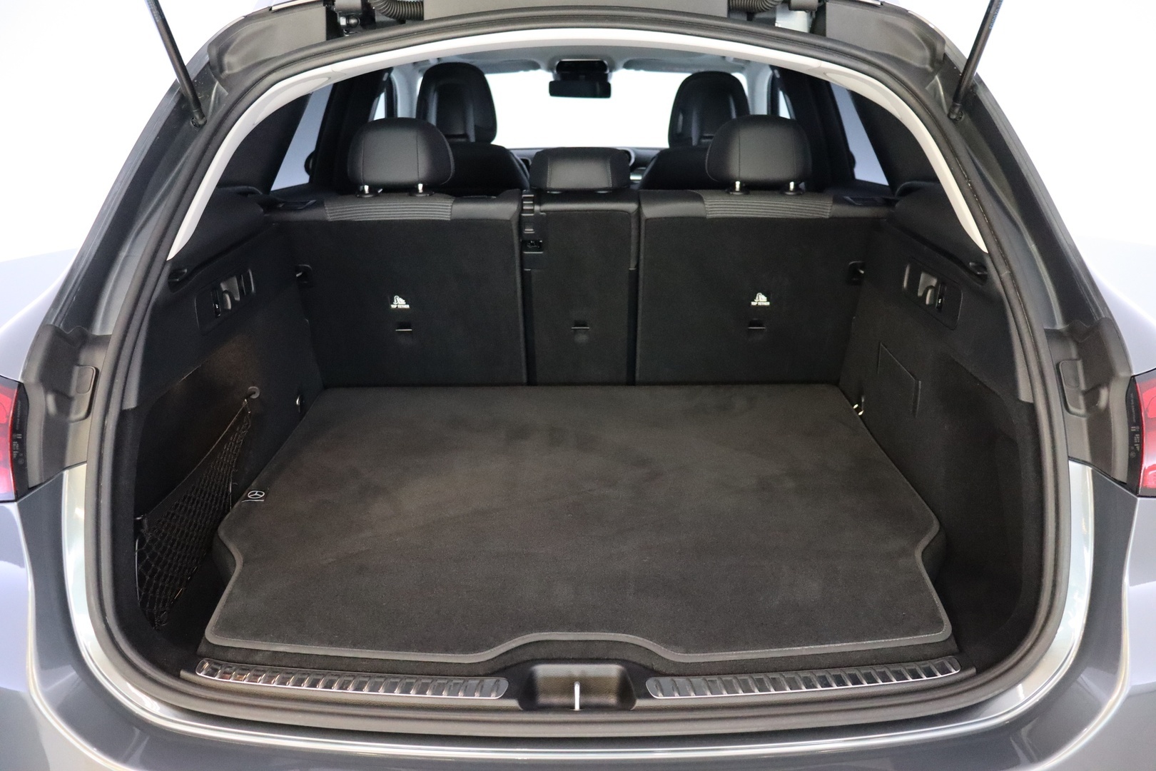 MERCEDES-BENZ GLC 2023