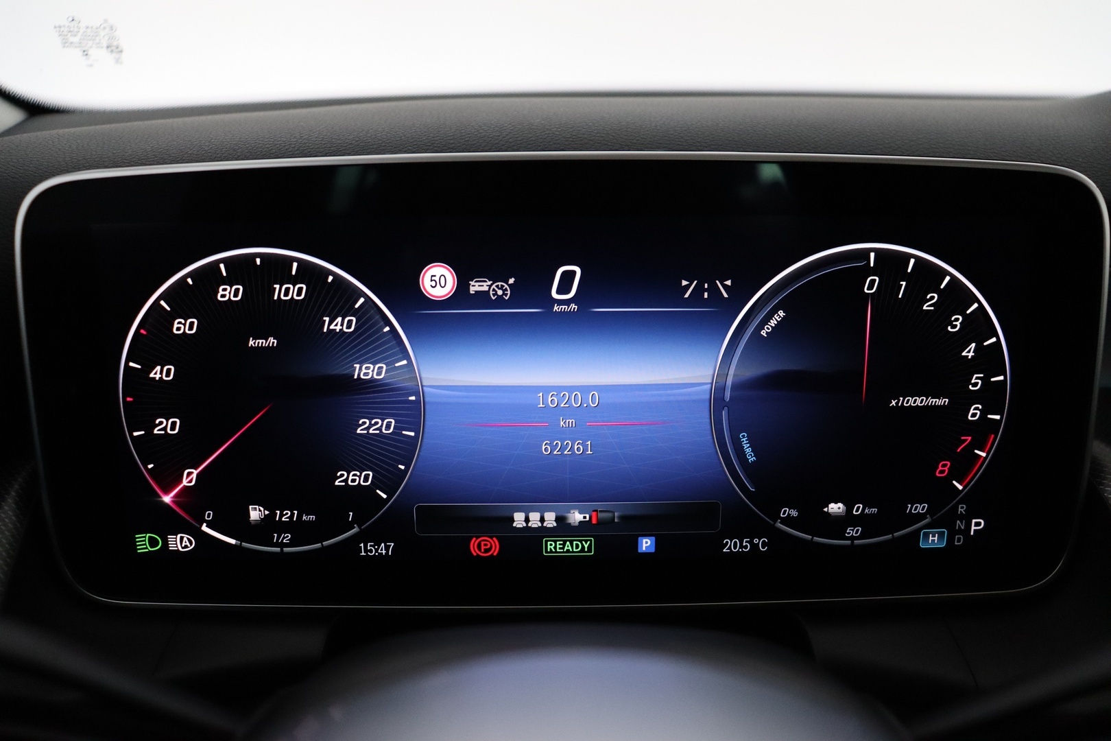 MERCEDES-BENZ GLC 2023