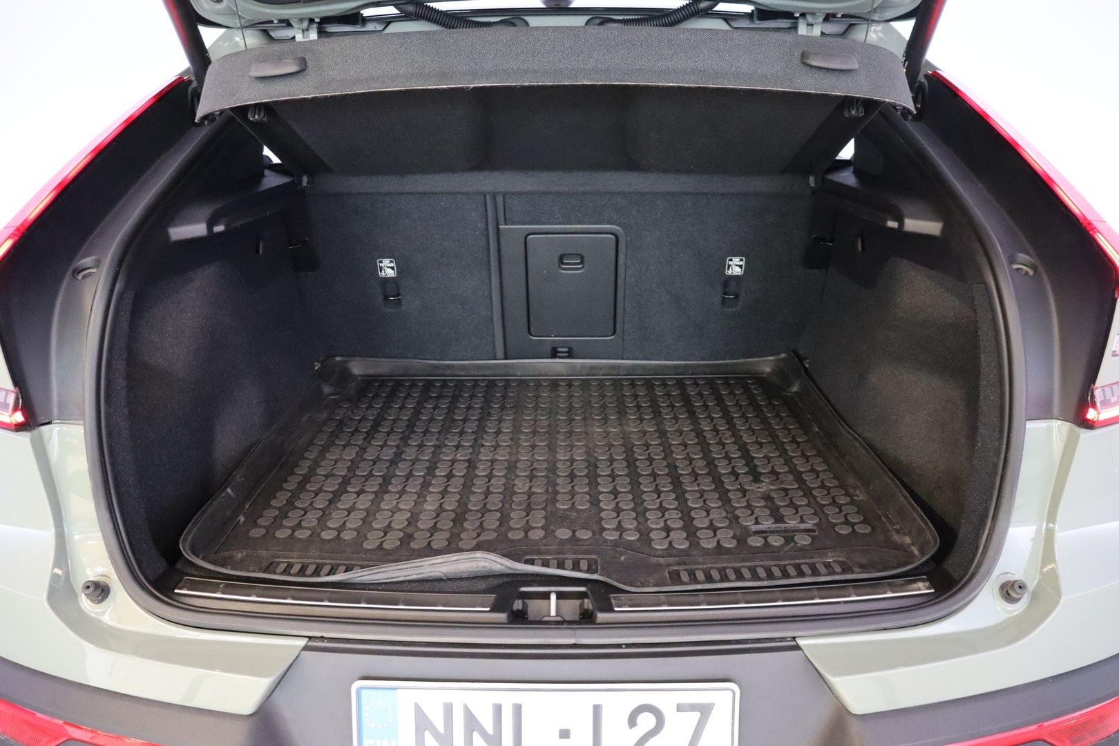 VOLVO C40 2022