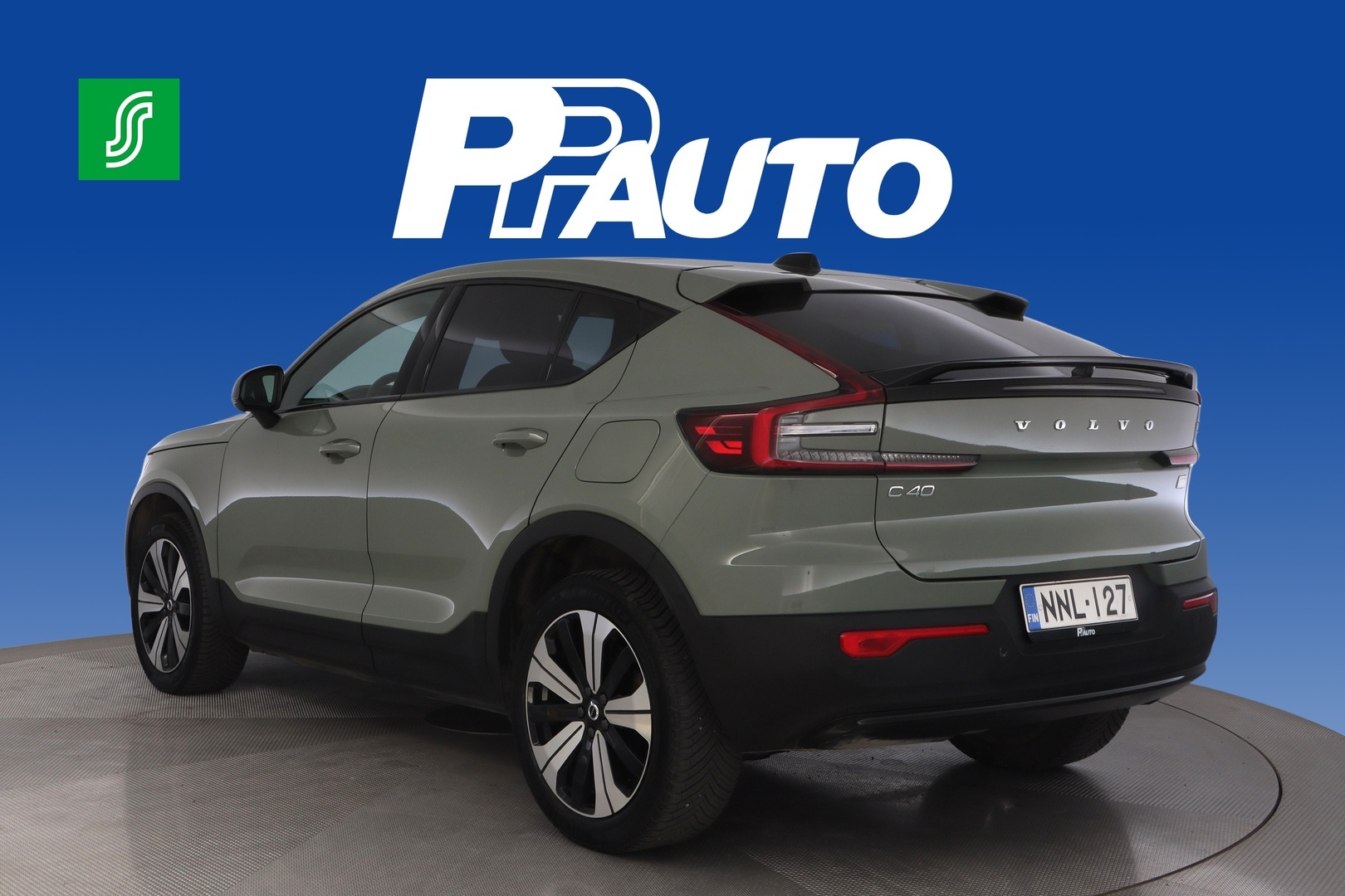 VOLVO C40 2022