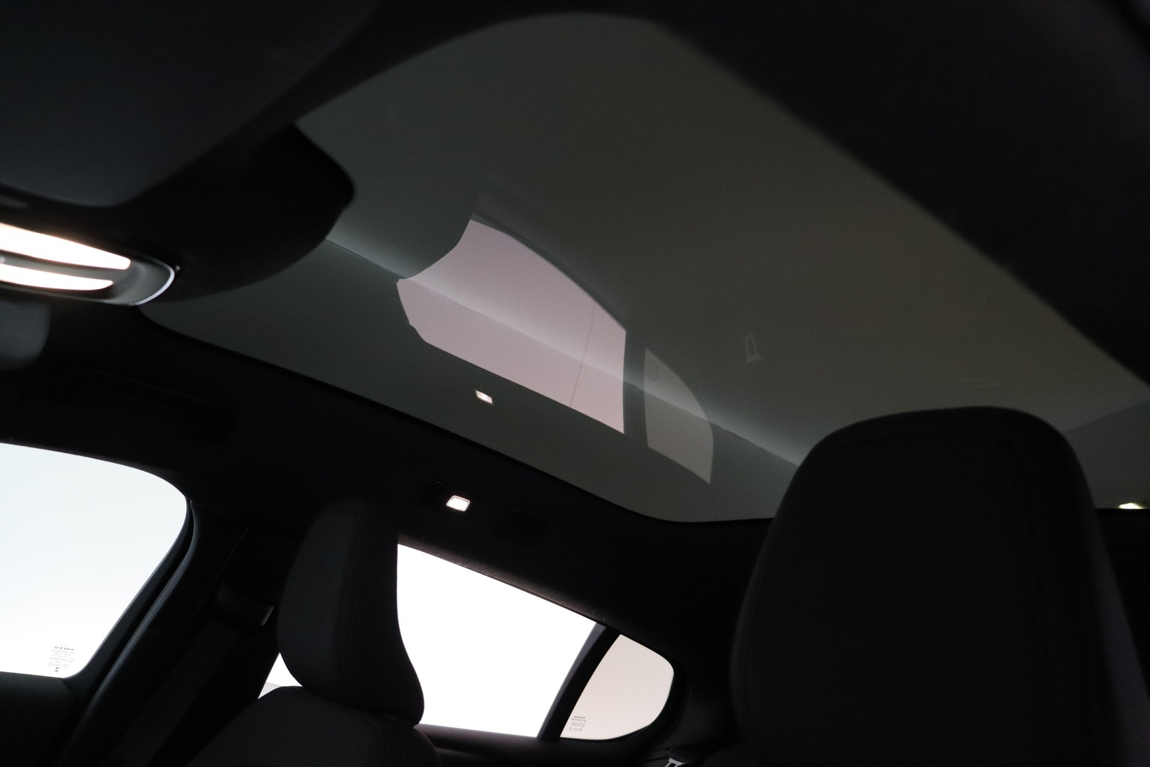VOLVO C40 2022
