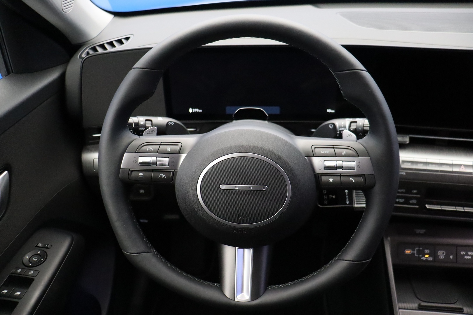 HYUNDAI KONA ELECTRIC 2025