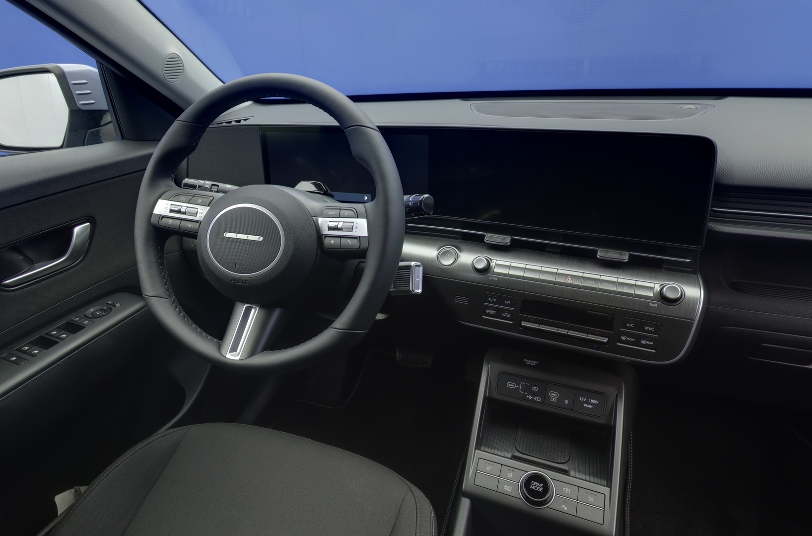 HYUNDAI KONA ELECTRIC 2025