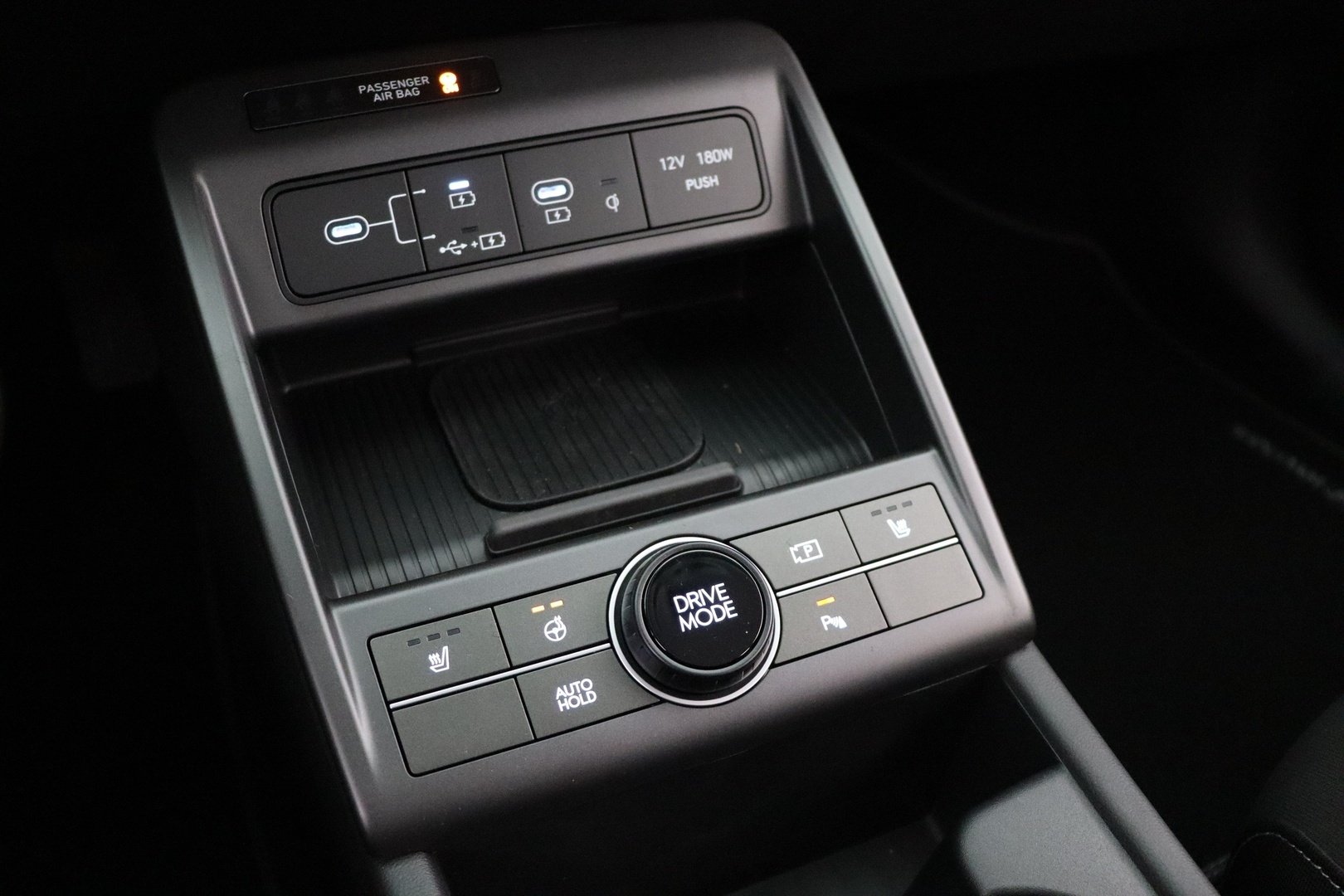 HYUNDAI KONA ELECTRIC 2025