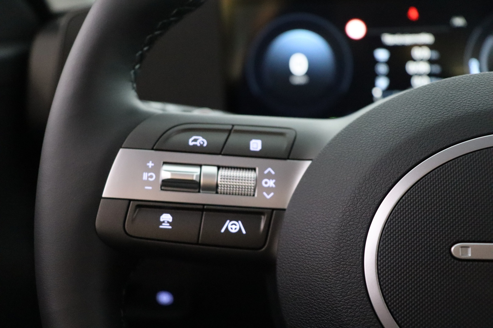 HYUNDAI KONA ELECTRIC 2025