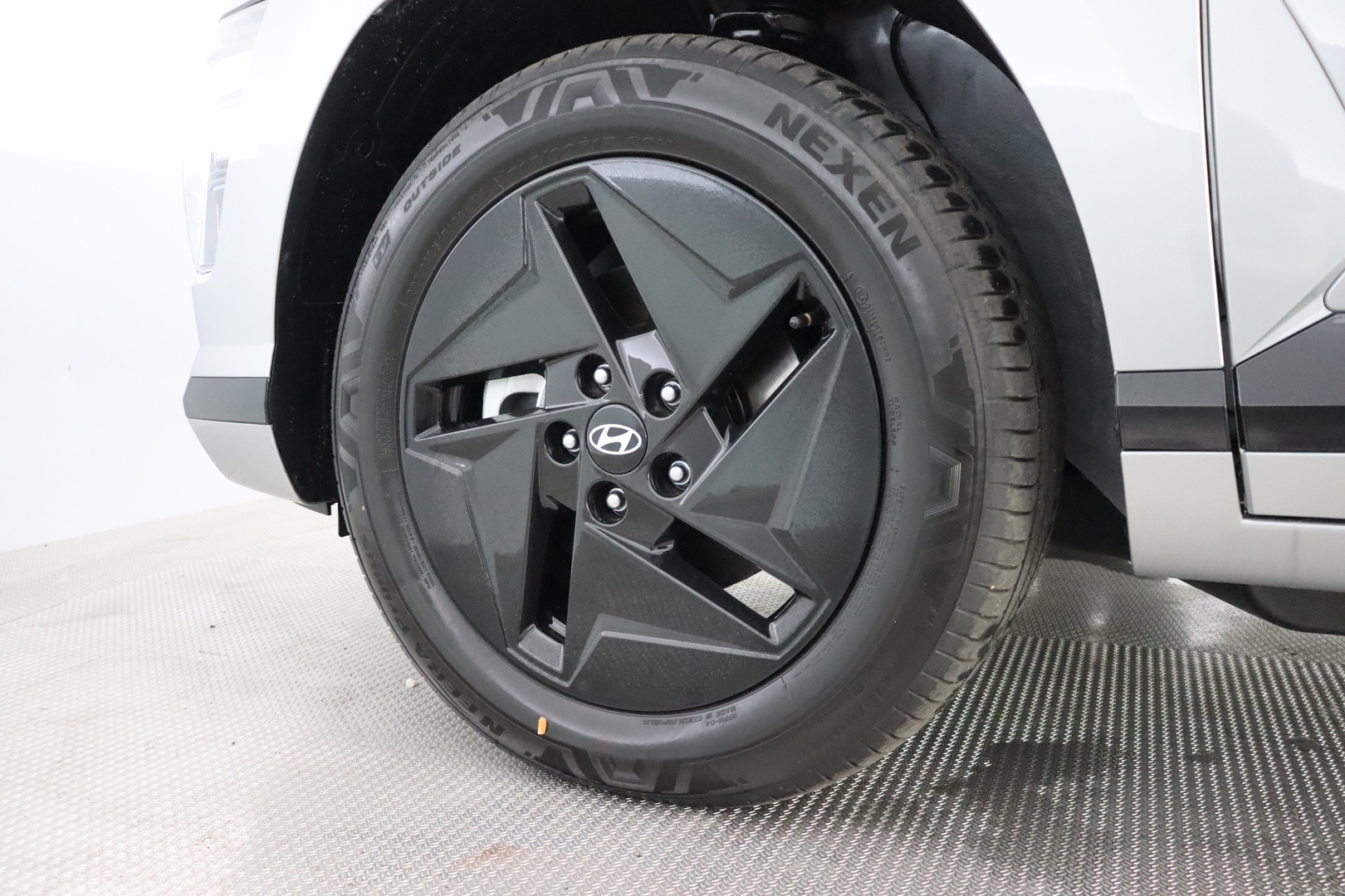 HYUNDAI KONA ELECTRIC 2025