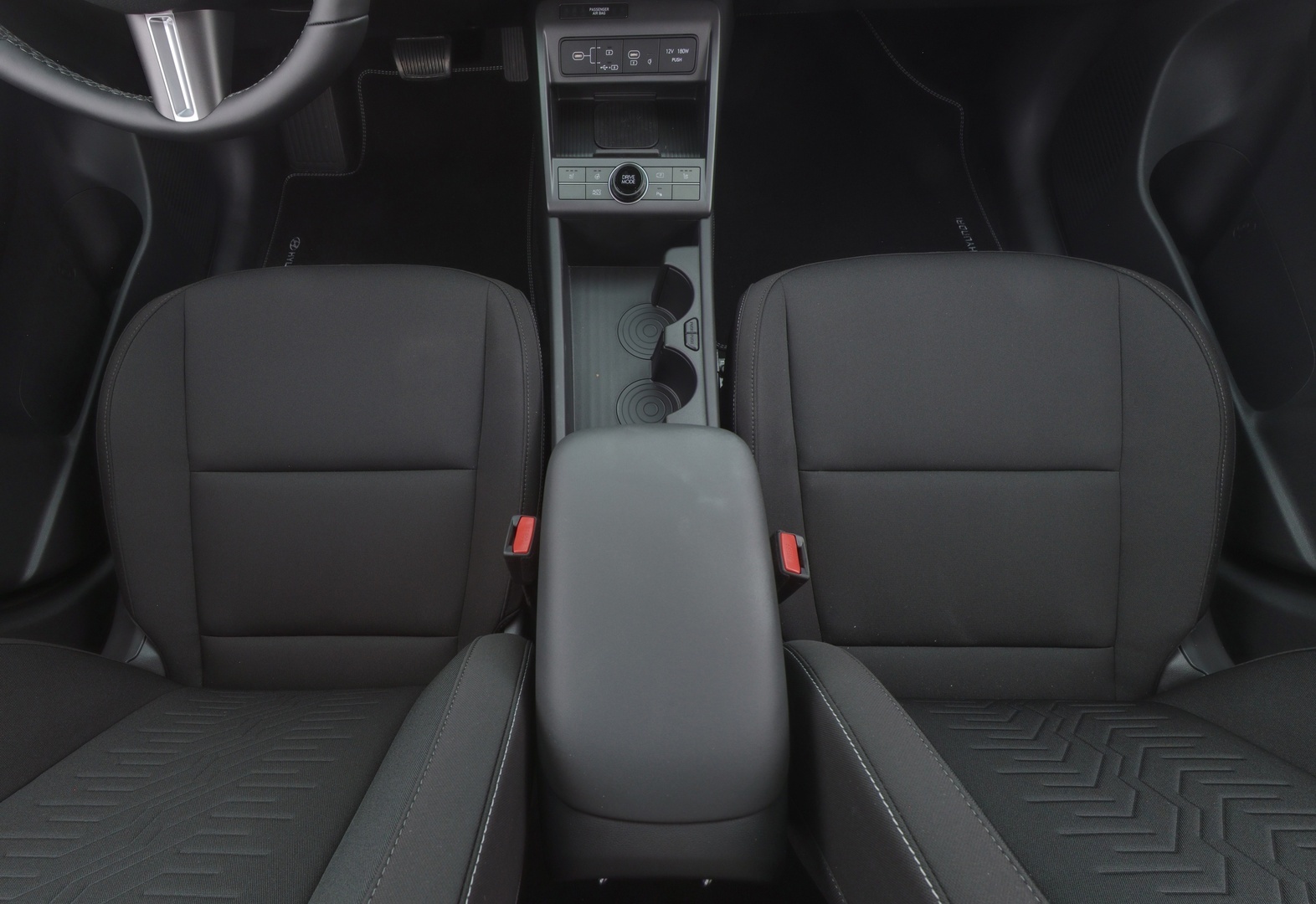 HYUNDAI KONA ELECTRIC 2025