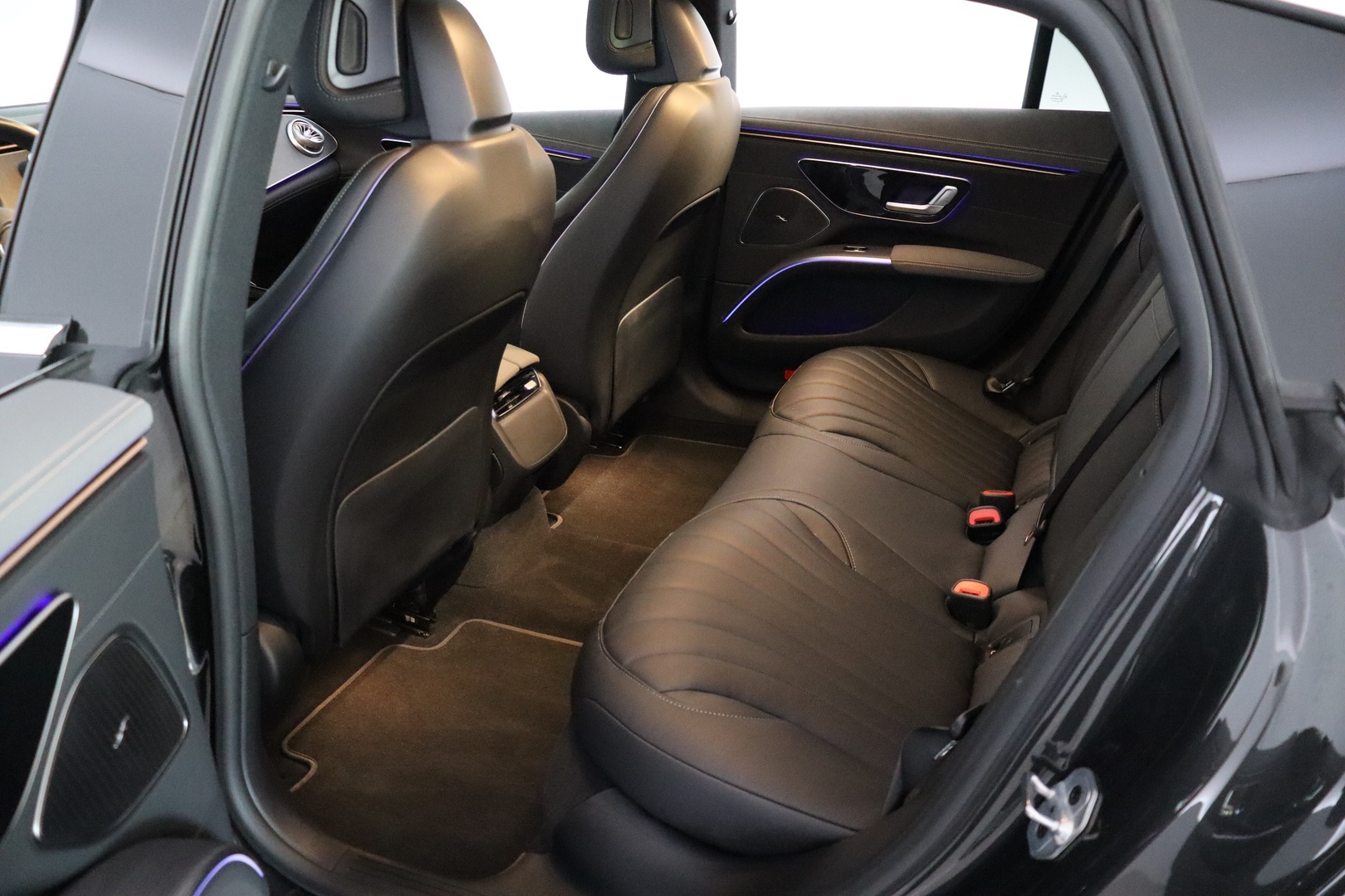 MERCEDES-BENZ EQS 2022