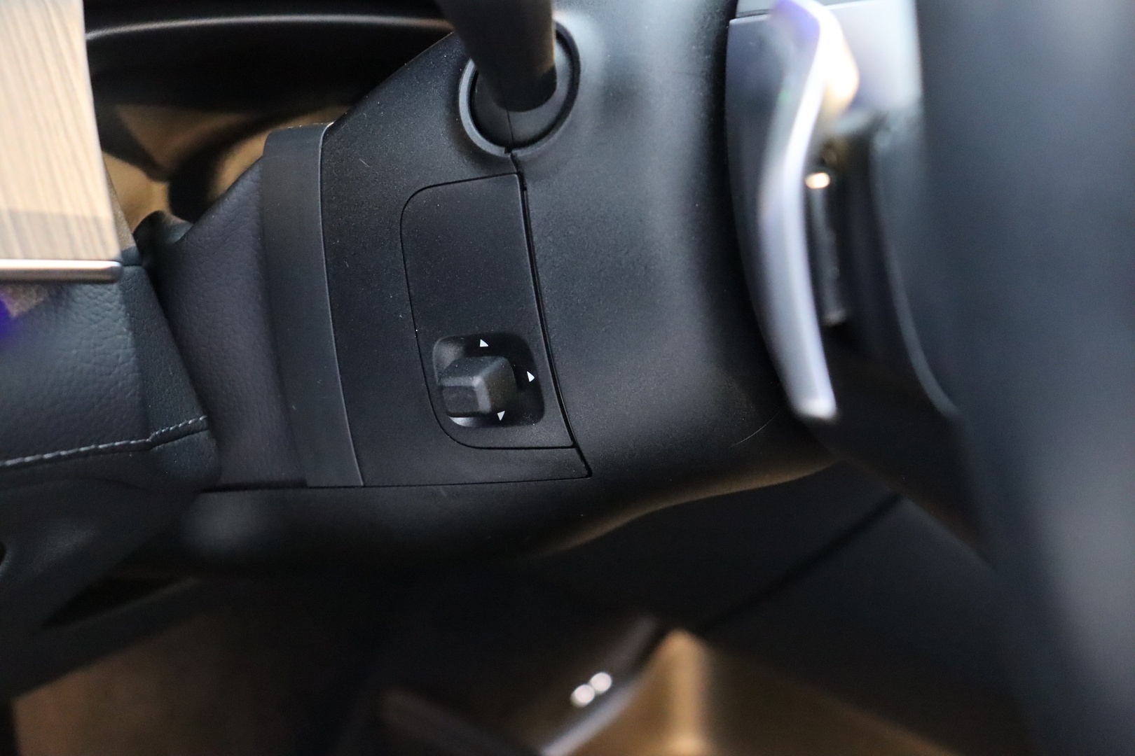 MERCEDES-BENZ EQS 2022