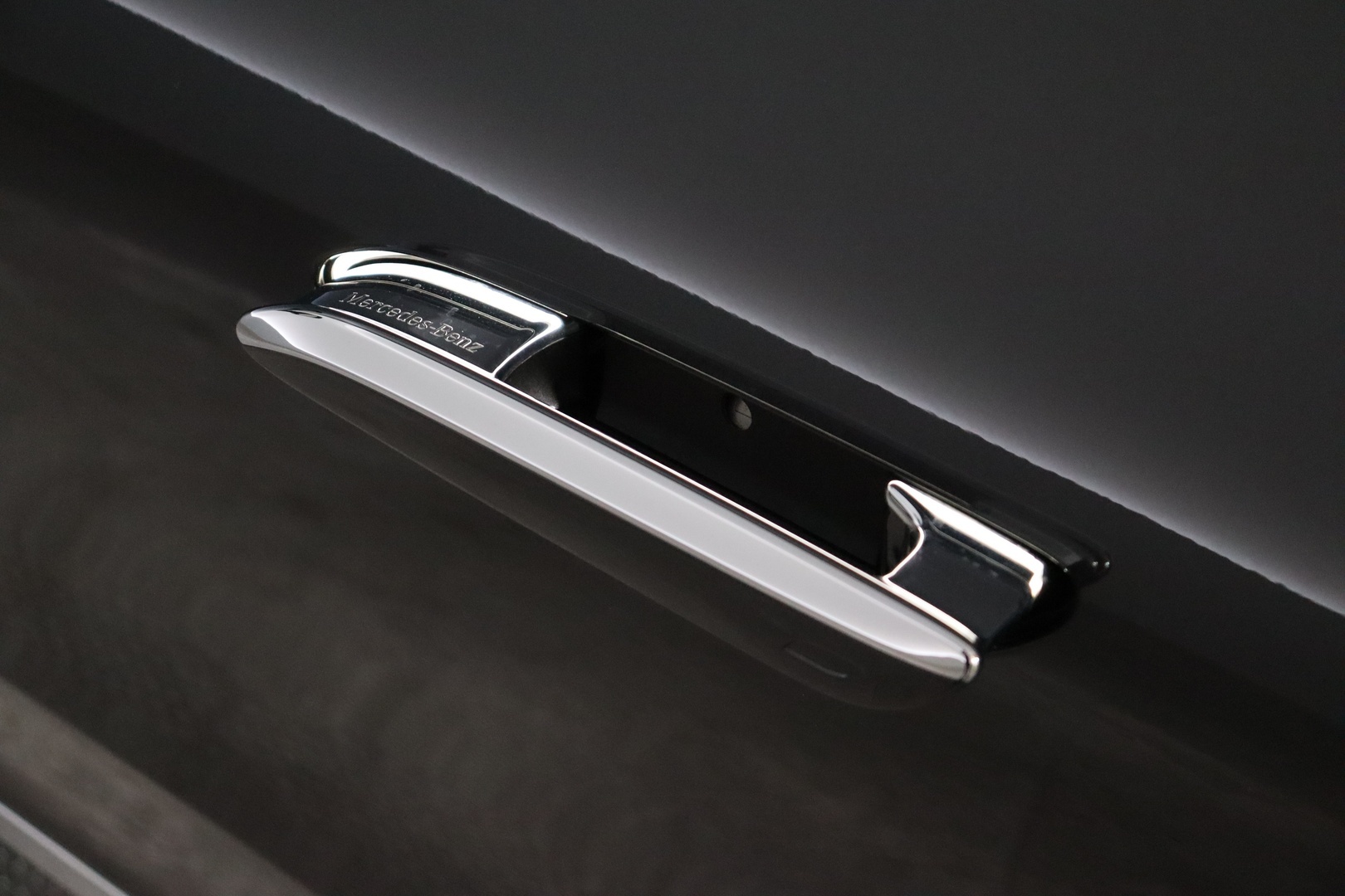 MERCEDES-BENZ EQS 2022