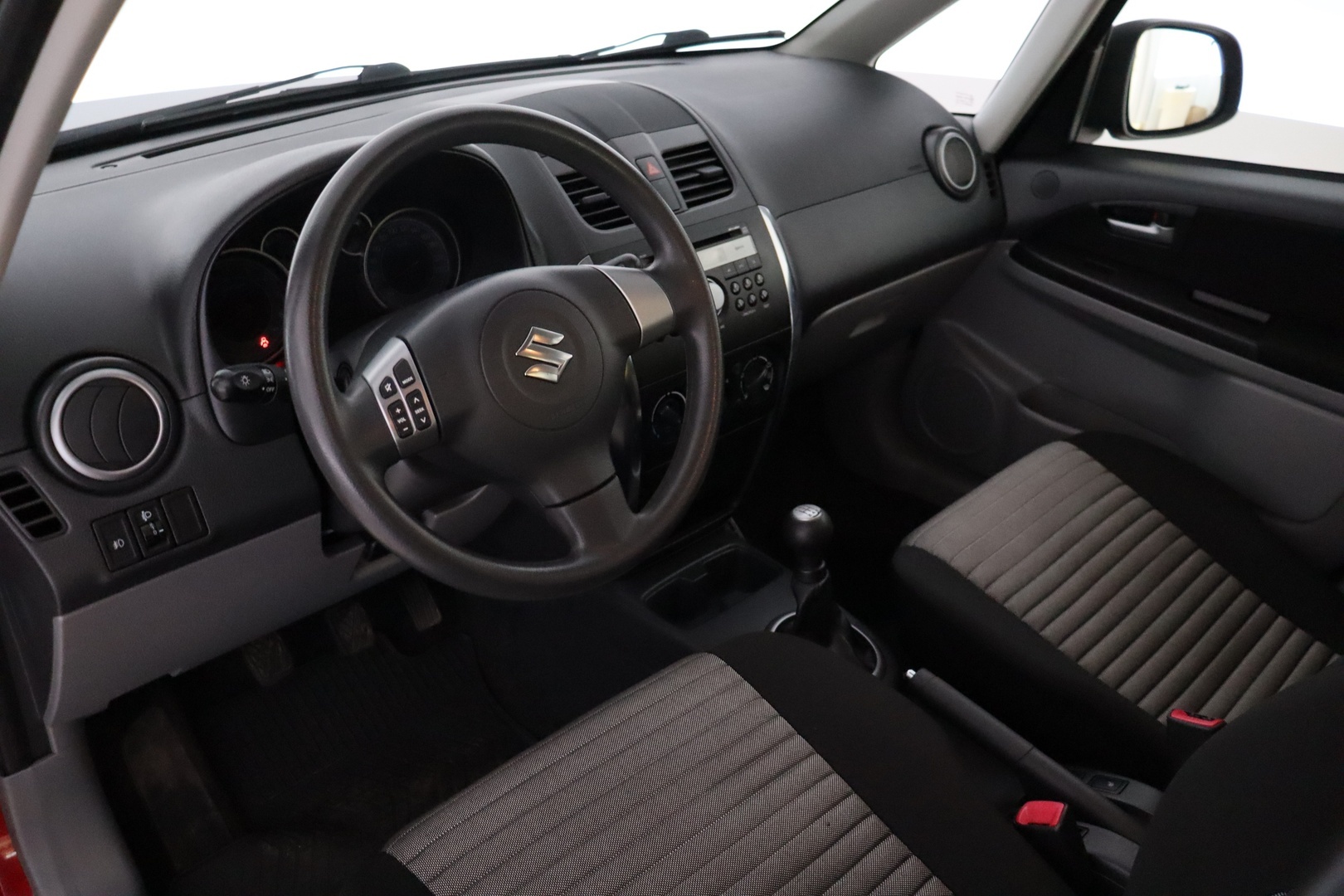 SUZUKI SX4 2013