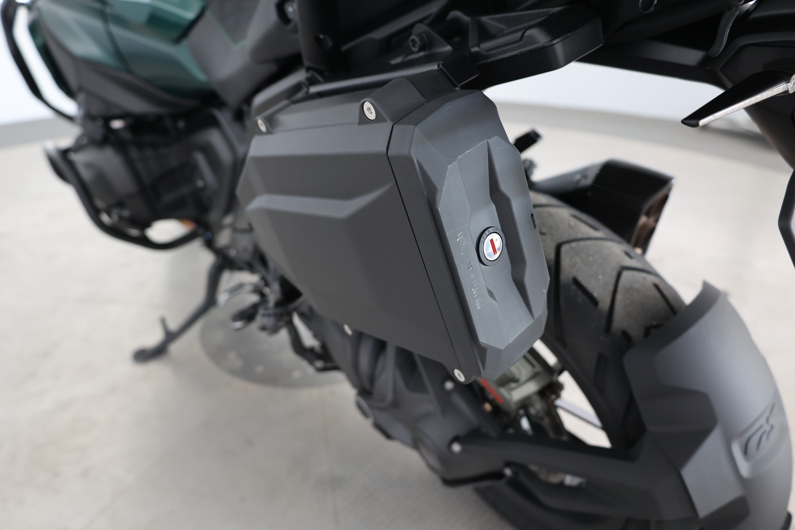 BMW R 2023