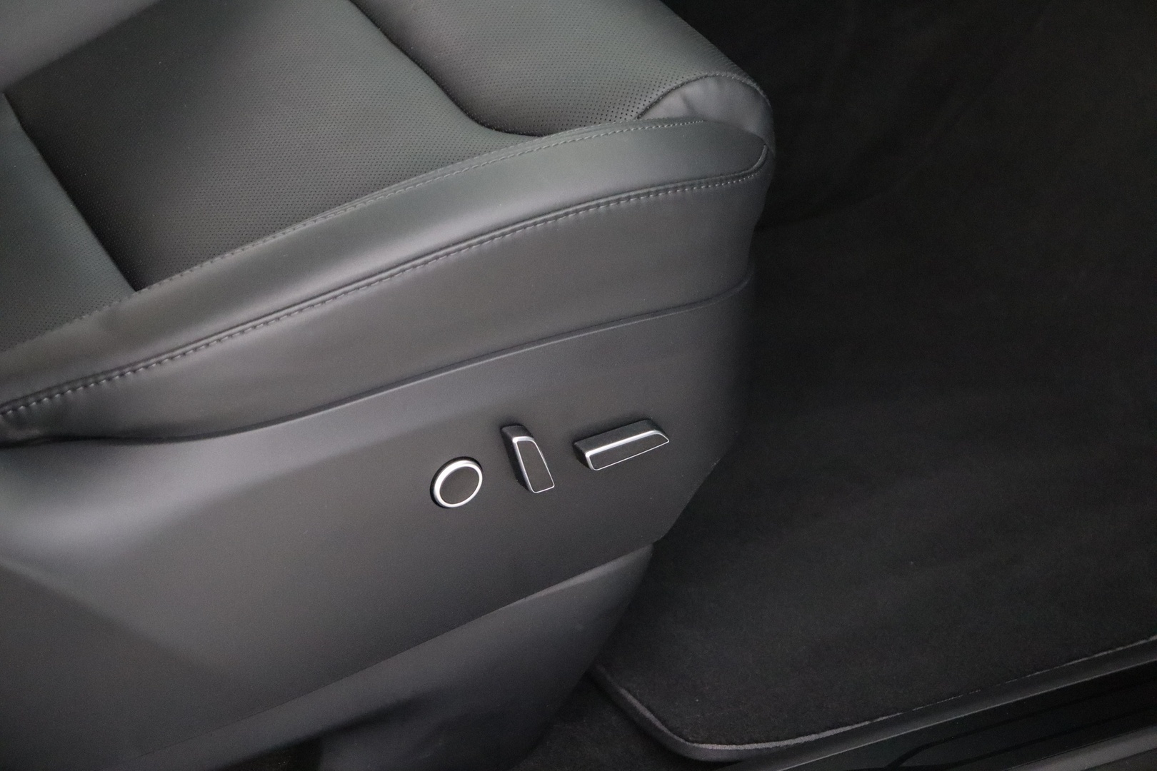 TESLA Model X 2023