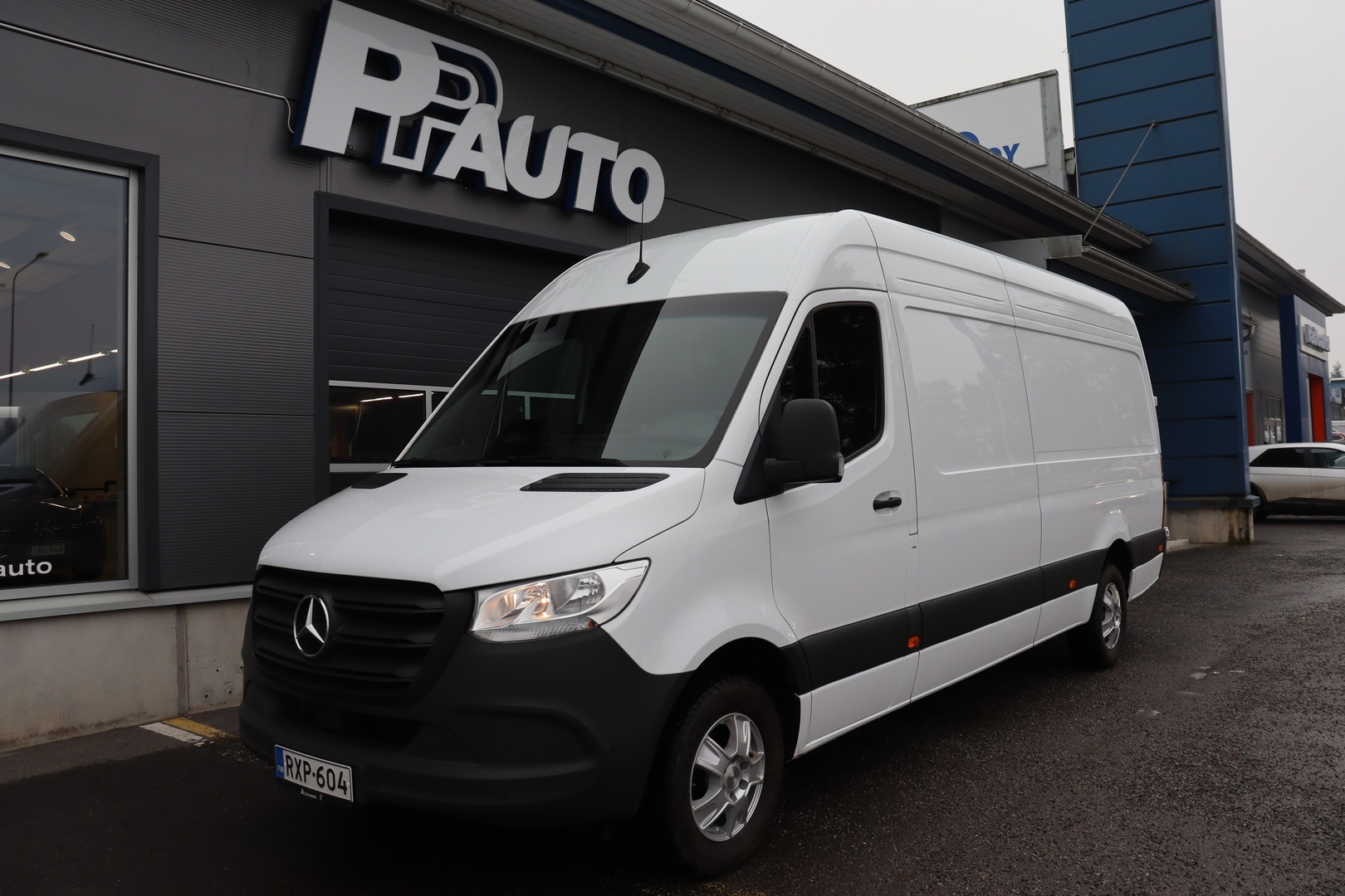 MERCEDES-BENZ Sprinter 2024