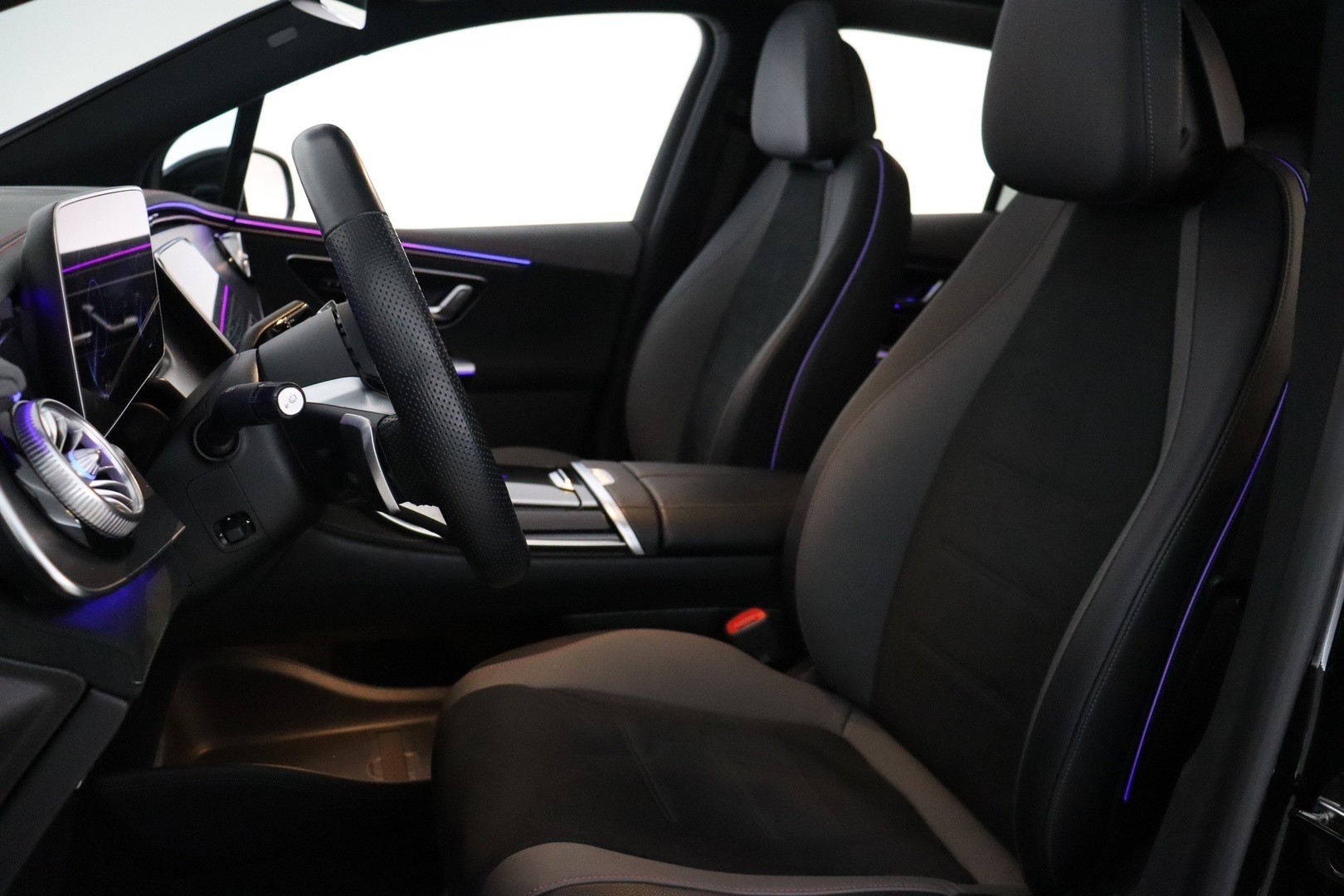 MERCEDES-BENZ EQE SUV 2023