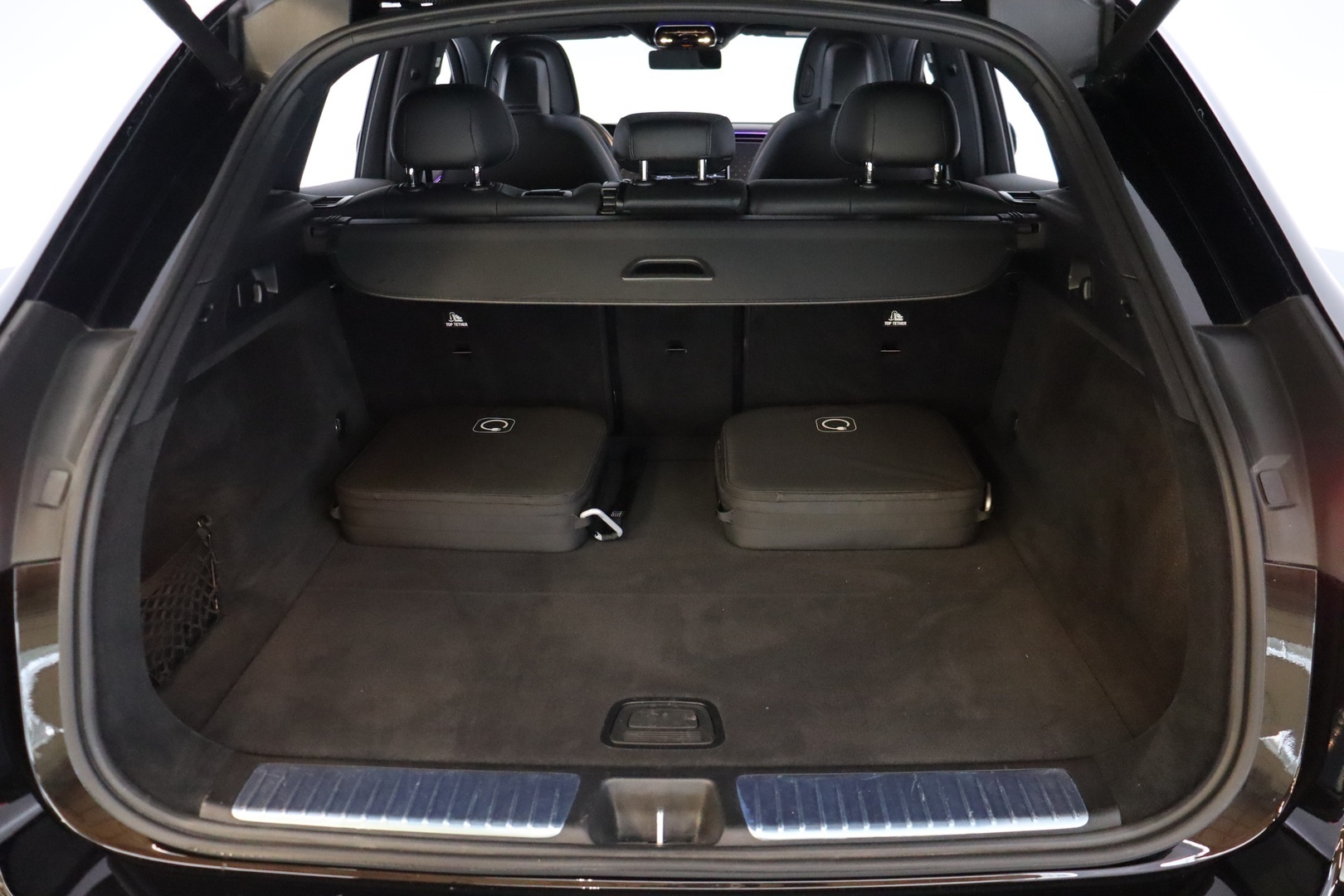 MERCEDES-BENZ EQE SUV 2023