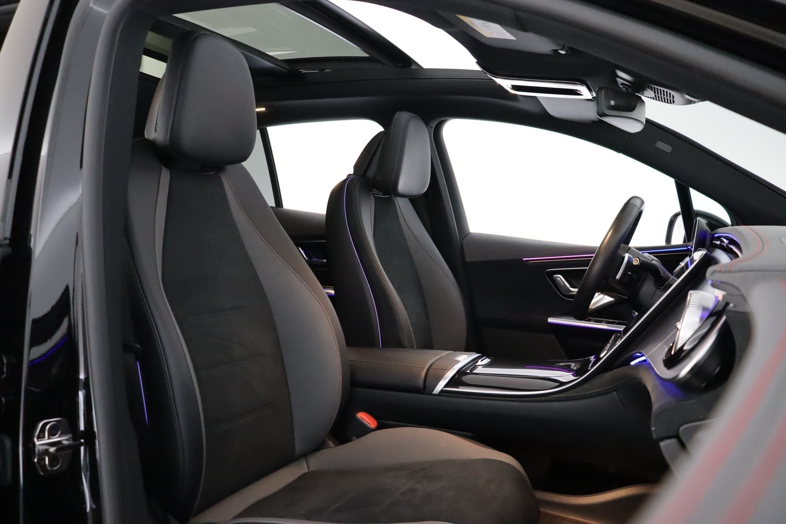 MERCEDES-BENZ EQE SUV 2023