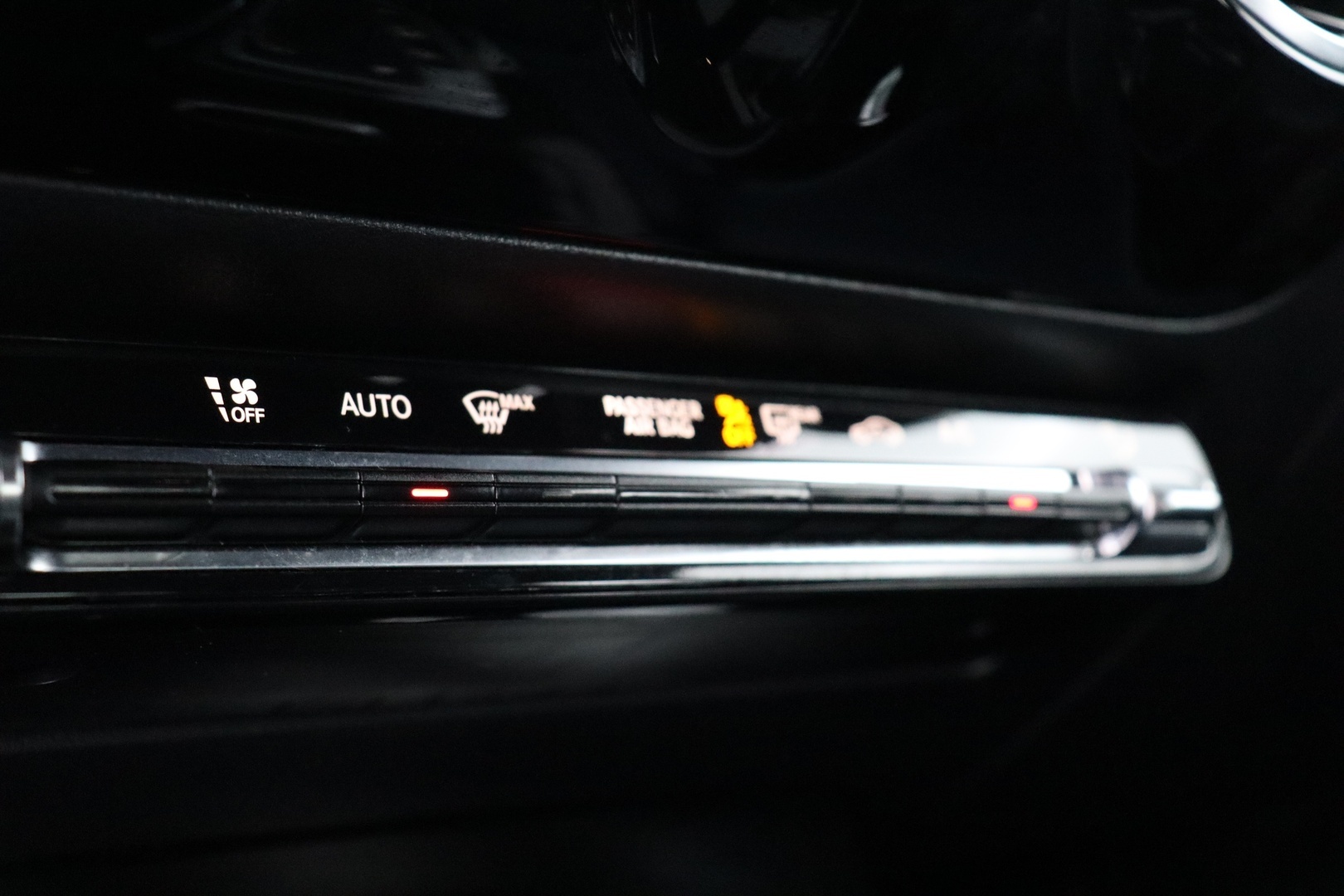 MERCEDES-BENZ A 2019