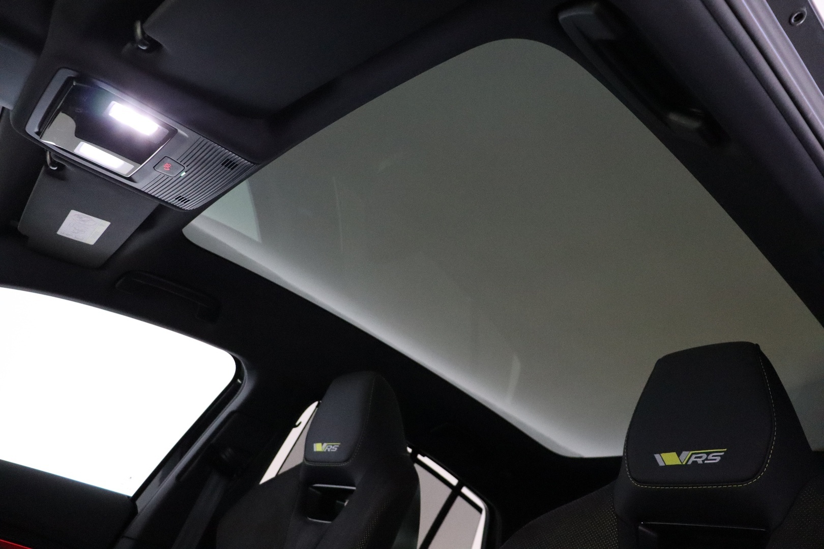 SKODA Enyaq 2024