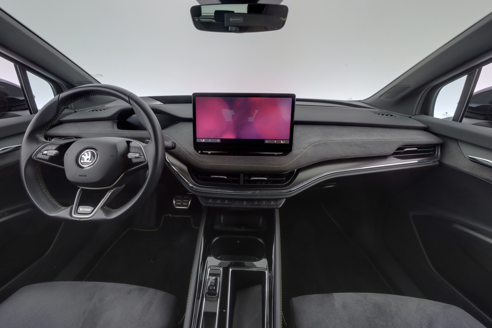 SKODA Enyaq 2024