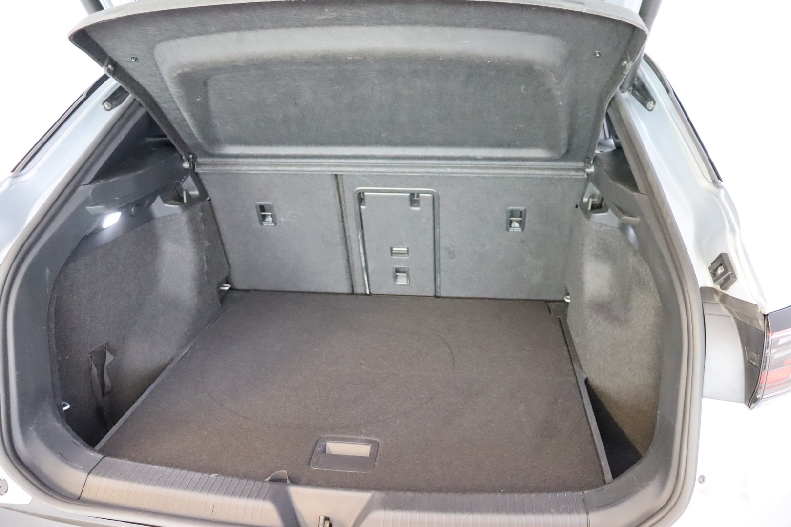 VOLKSWAGEN ID.4 2023