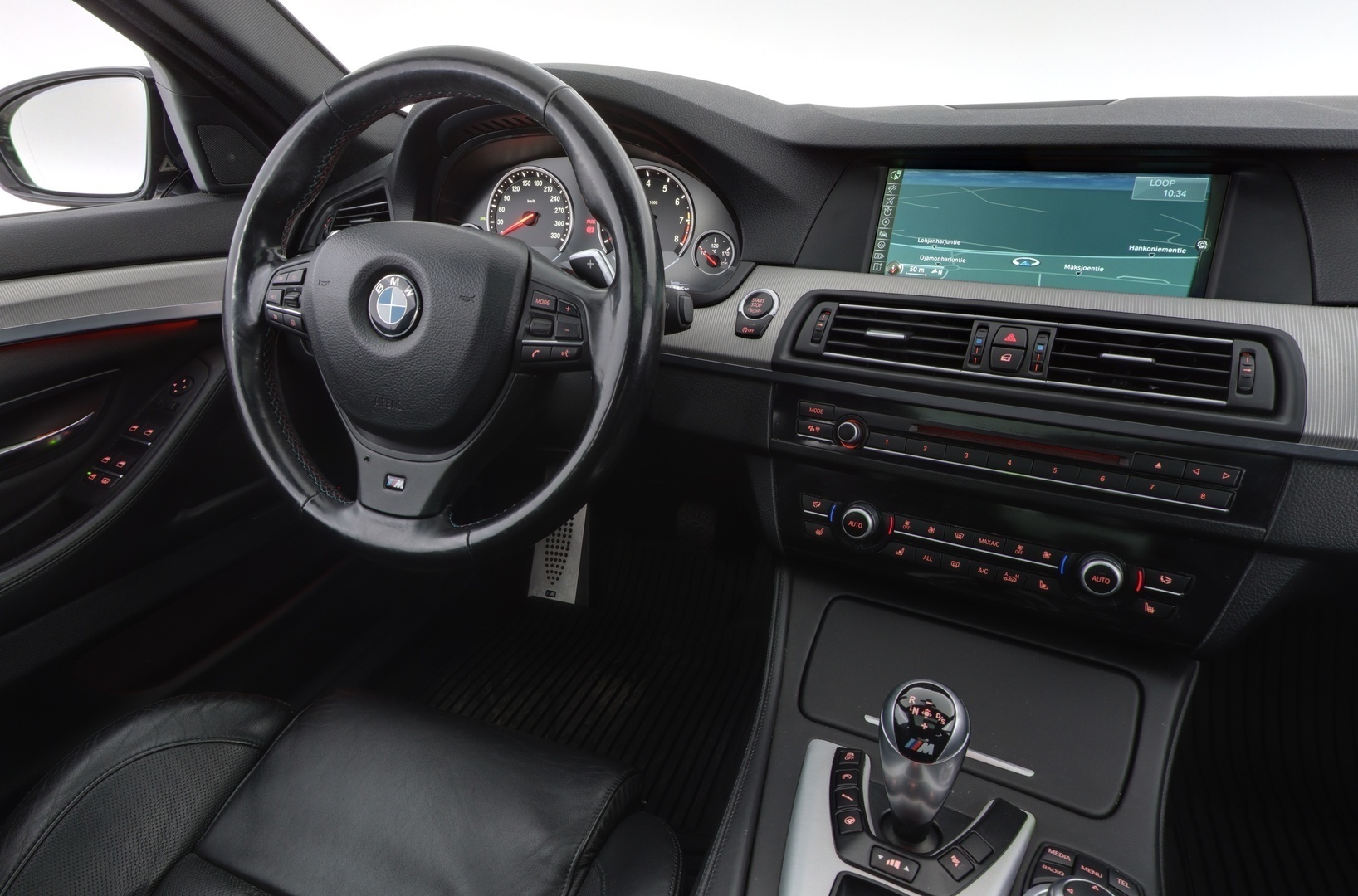 BMW M5 2012