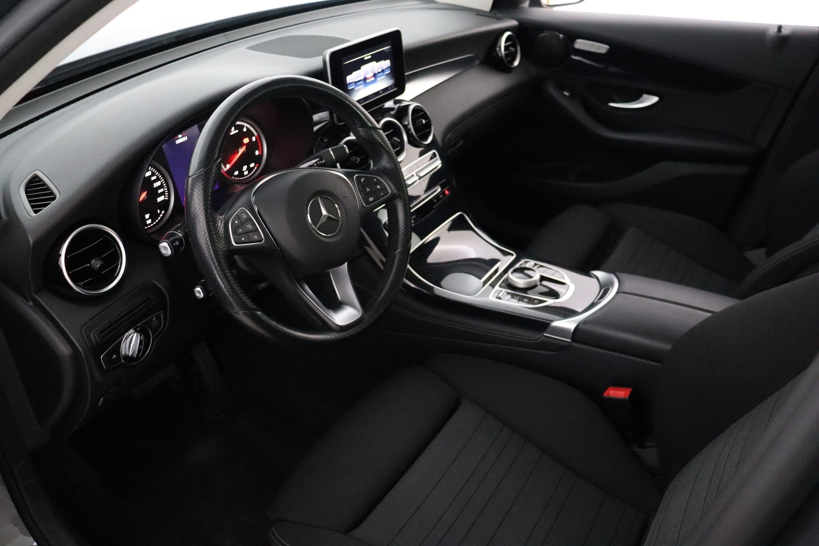 MERCEDES-BENZ GLC 2016