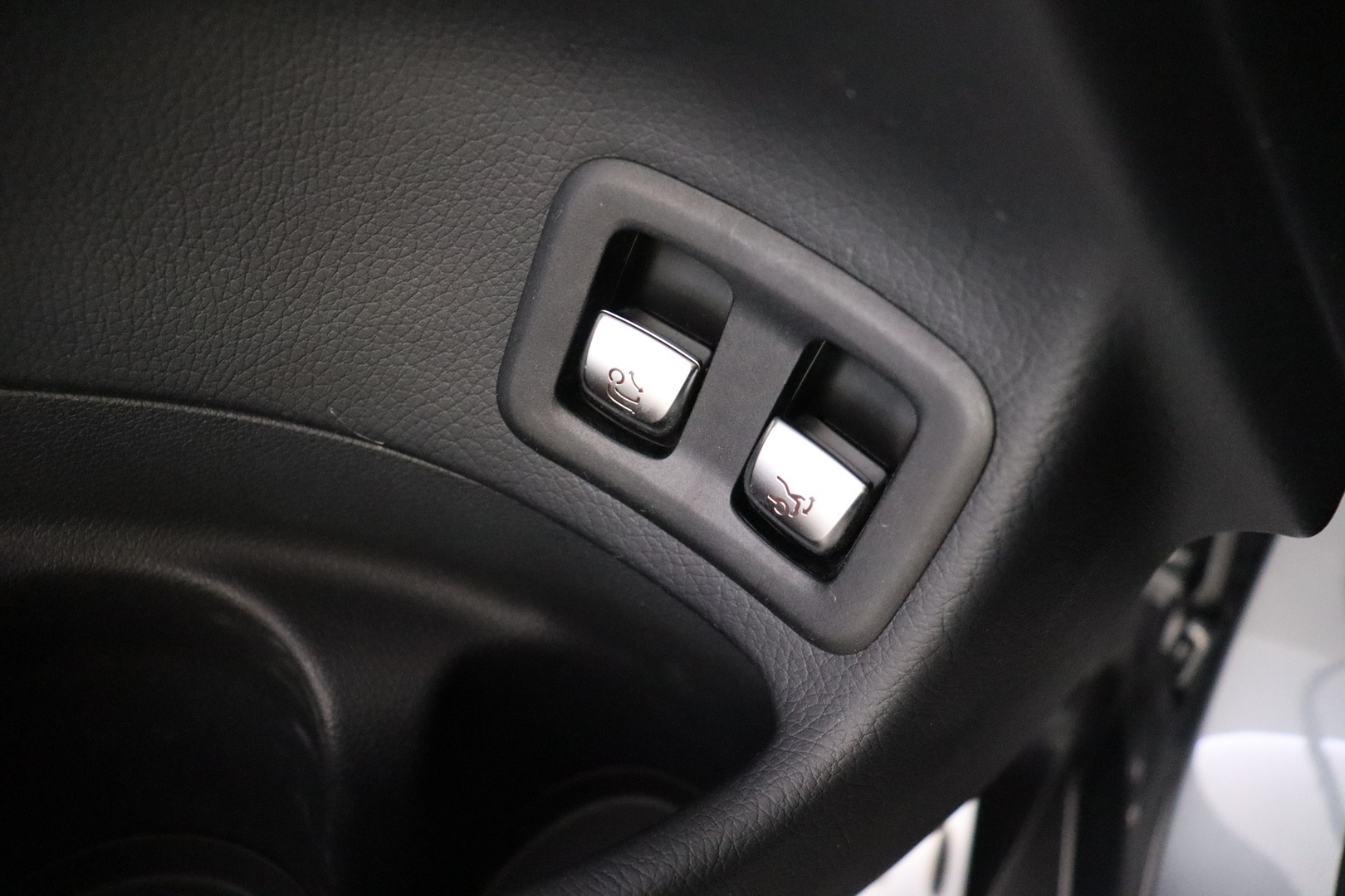 MERCEDES-BENZ GLC 2016