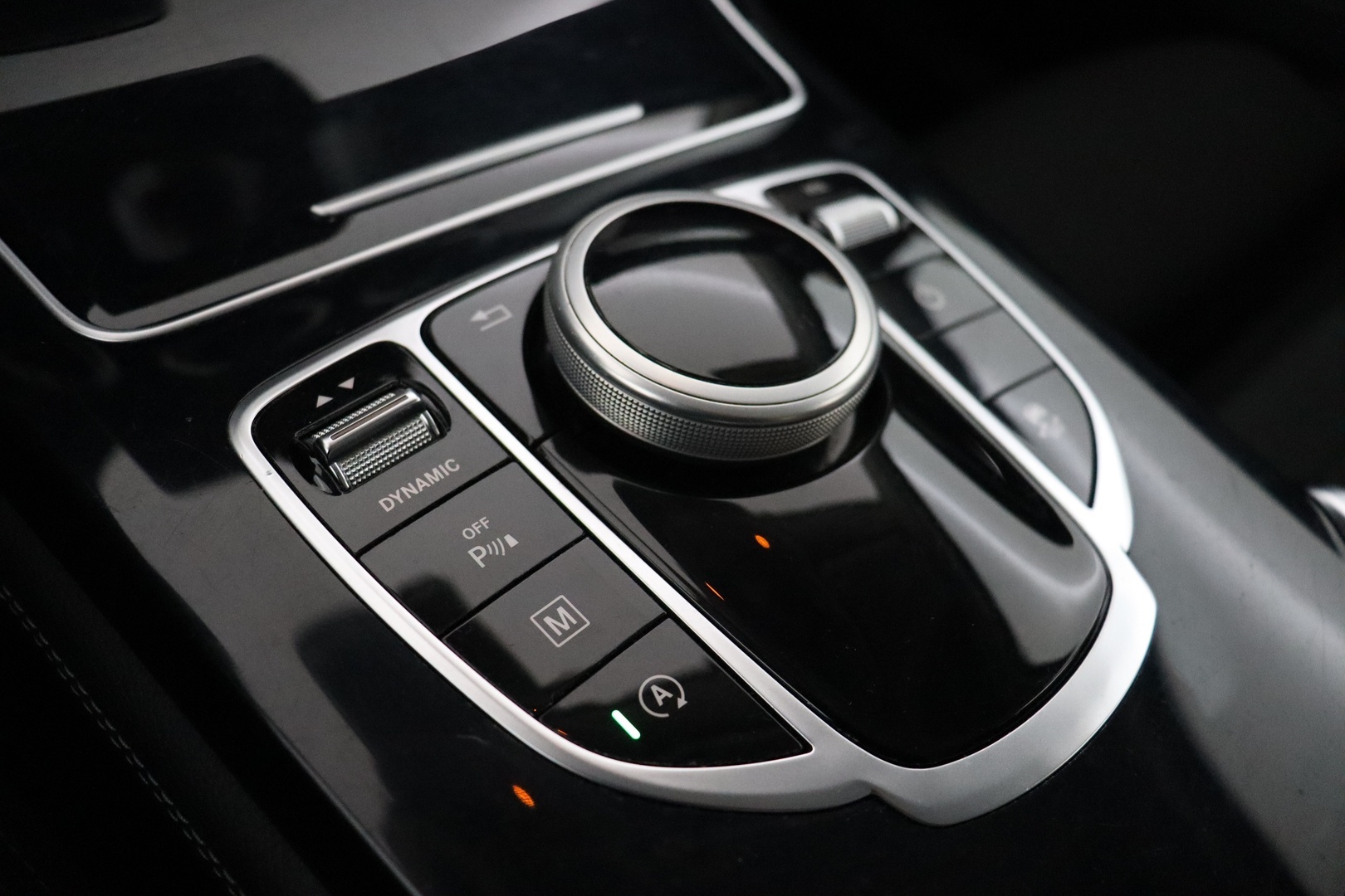 MERCEDES-BENZ GLC 2016