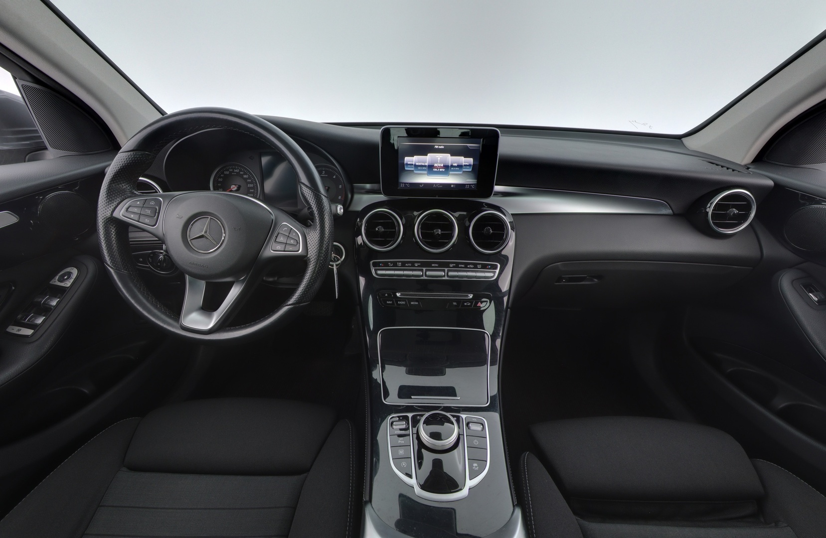 MERCEDES-BENZ GLC 2016