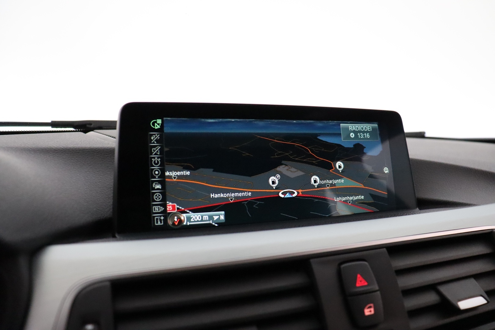 BMW 330 2017