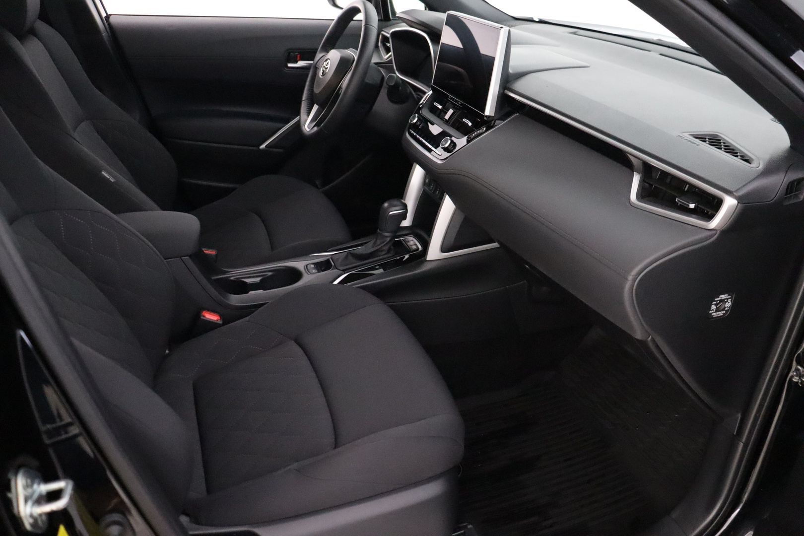 TOYOTA Corolla Cross 2024