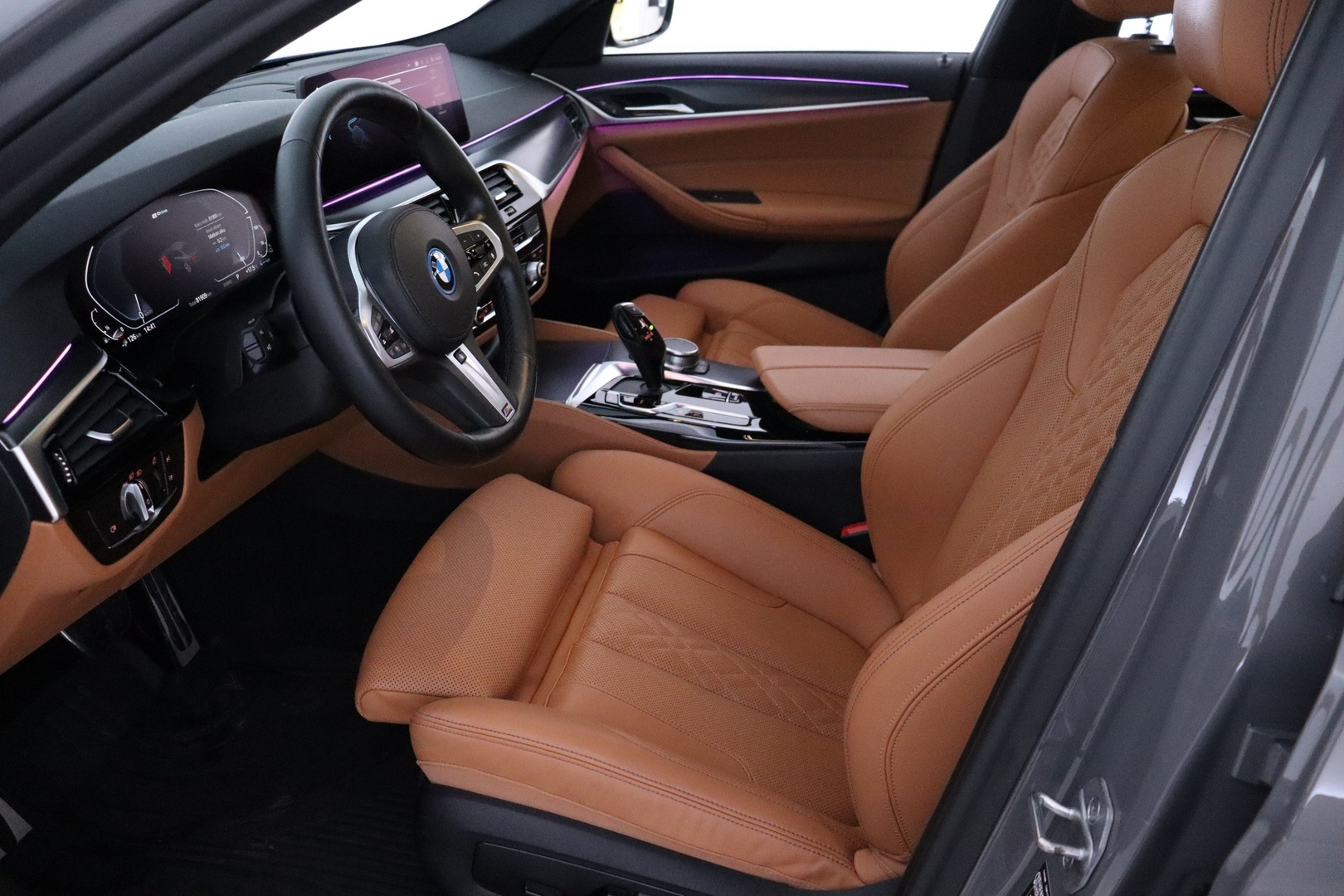 BMW 545 2022