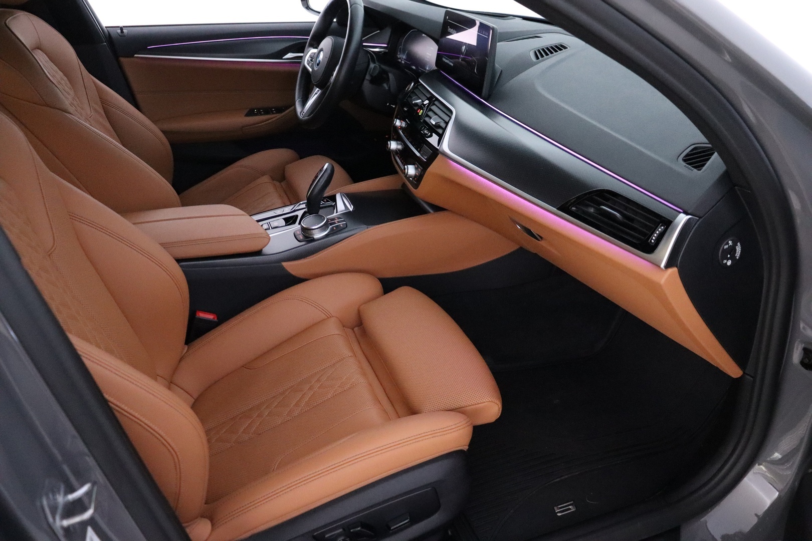 BMW 545 2022