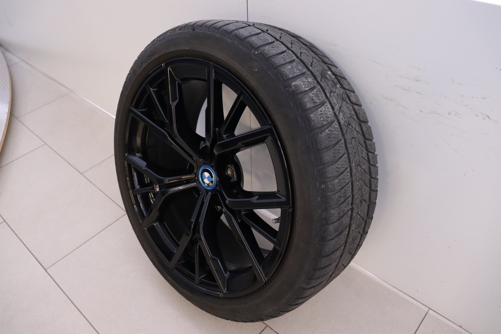 BMW 545 2022