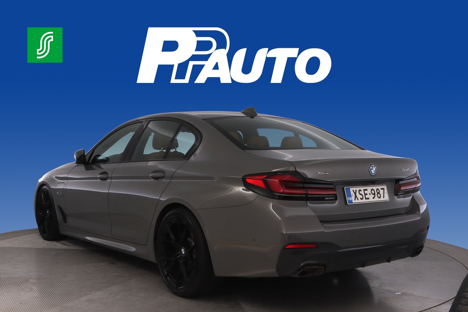 BMW 545 2022