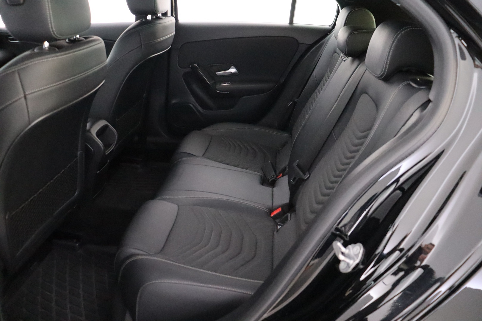 MERCEDES-BENZ A 2019