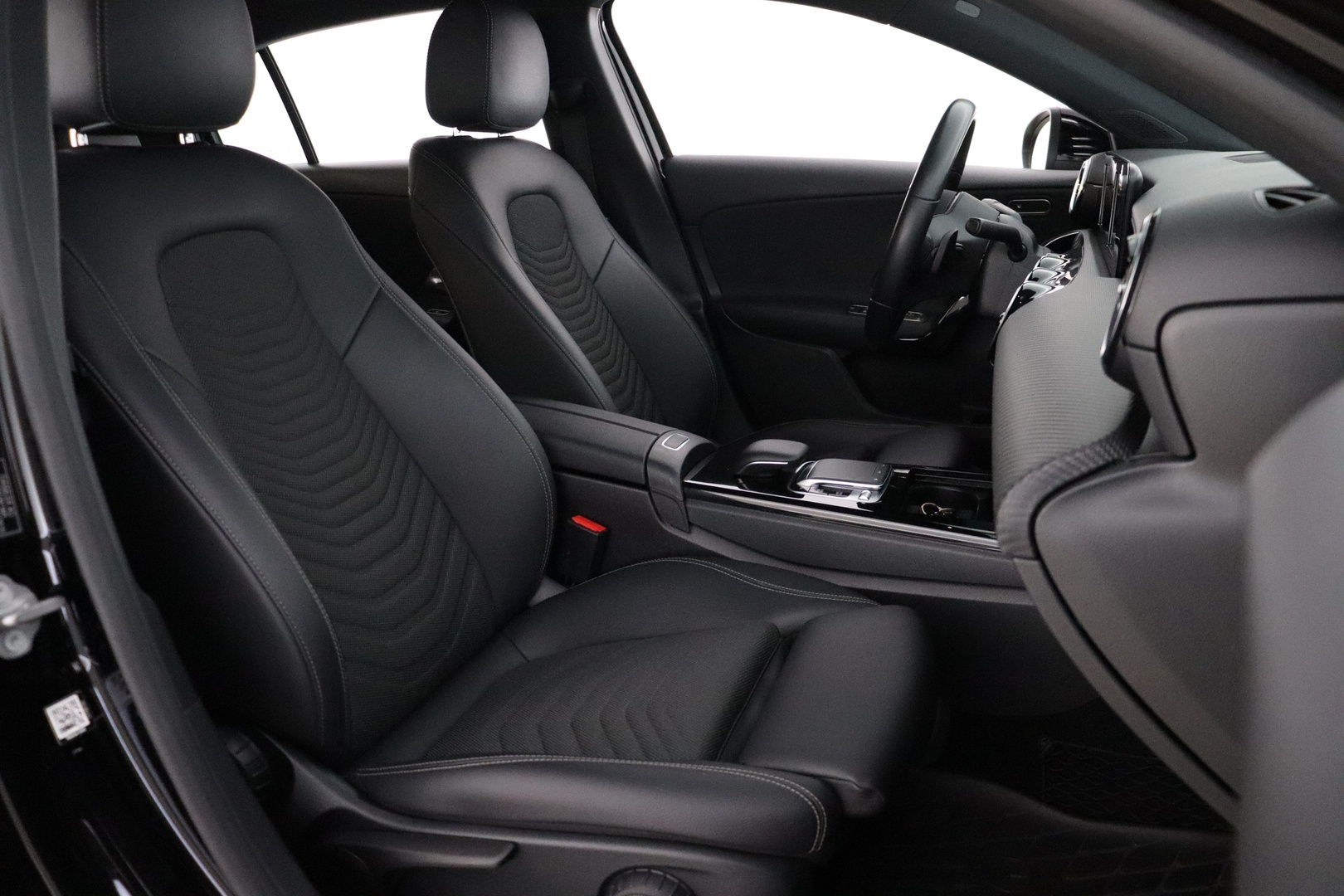 MERCEDES-BENZ A 2019