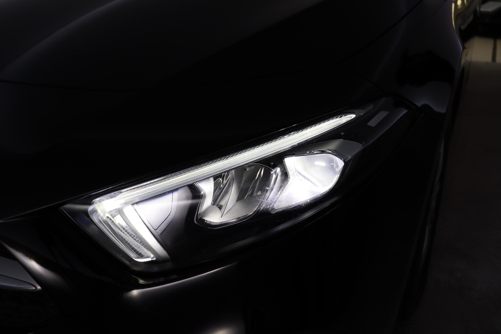 MERCEDES-BENZ A 2019