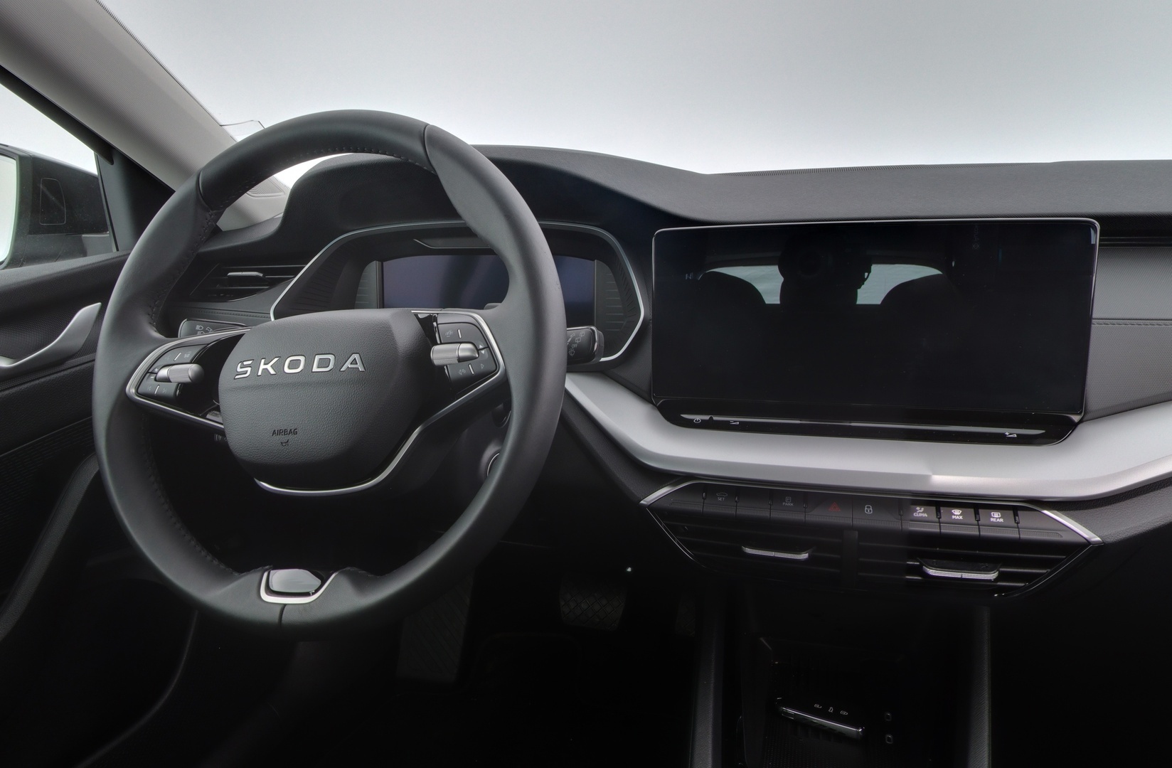 SKODA Octavia 2025