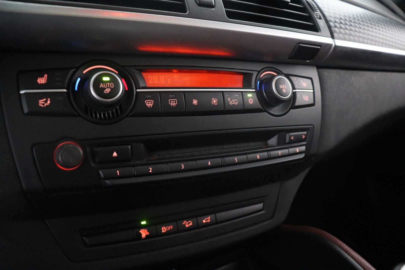 BMW X6 2011